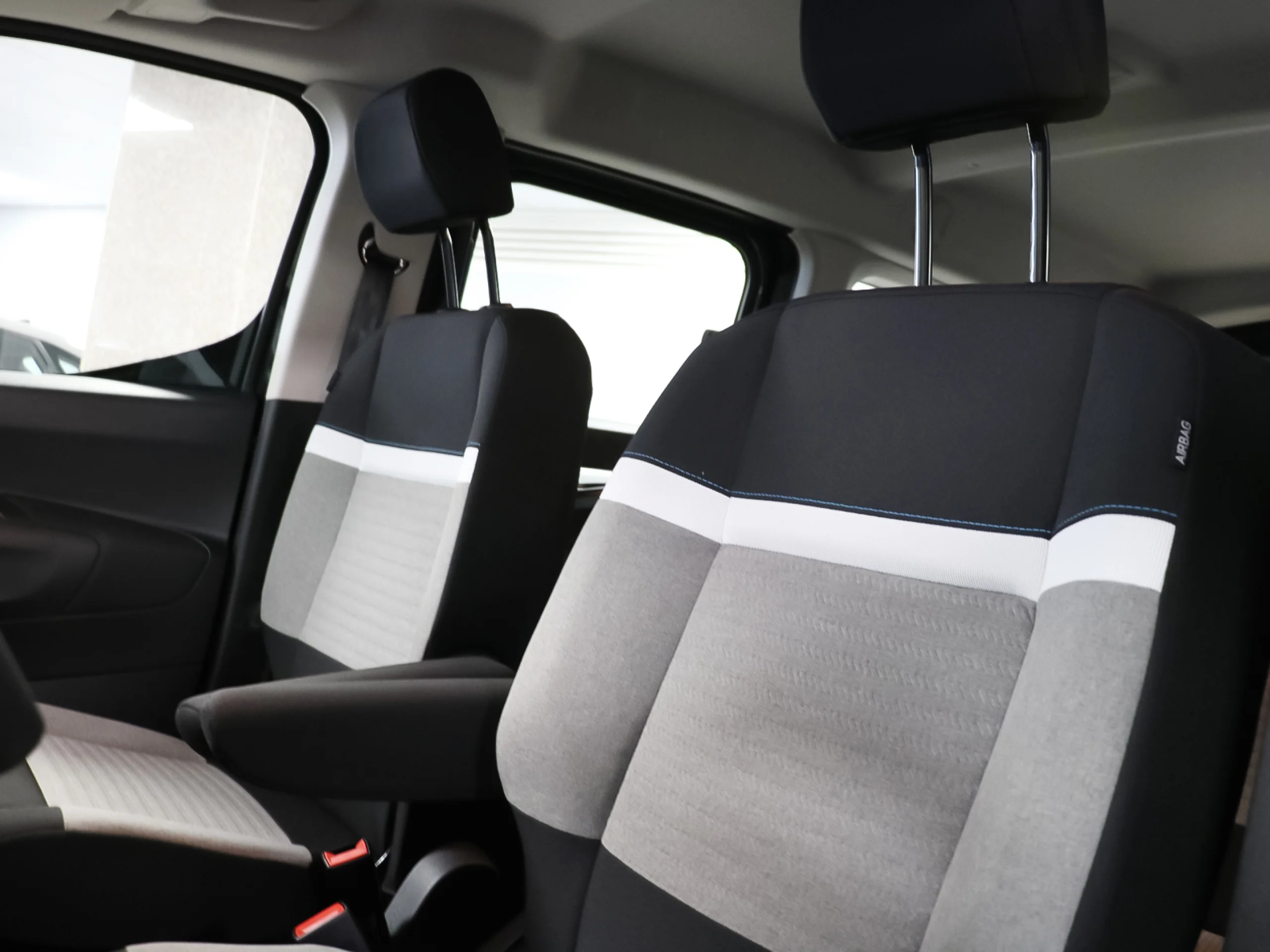 Citroen Berlingo BlueHDi 100 S&S Plus Talla XL 75 kW (102 CV) - Foto 8
