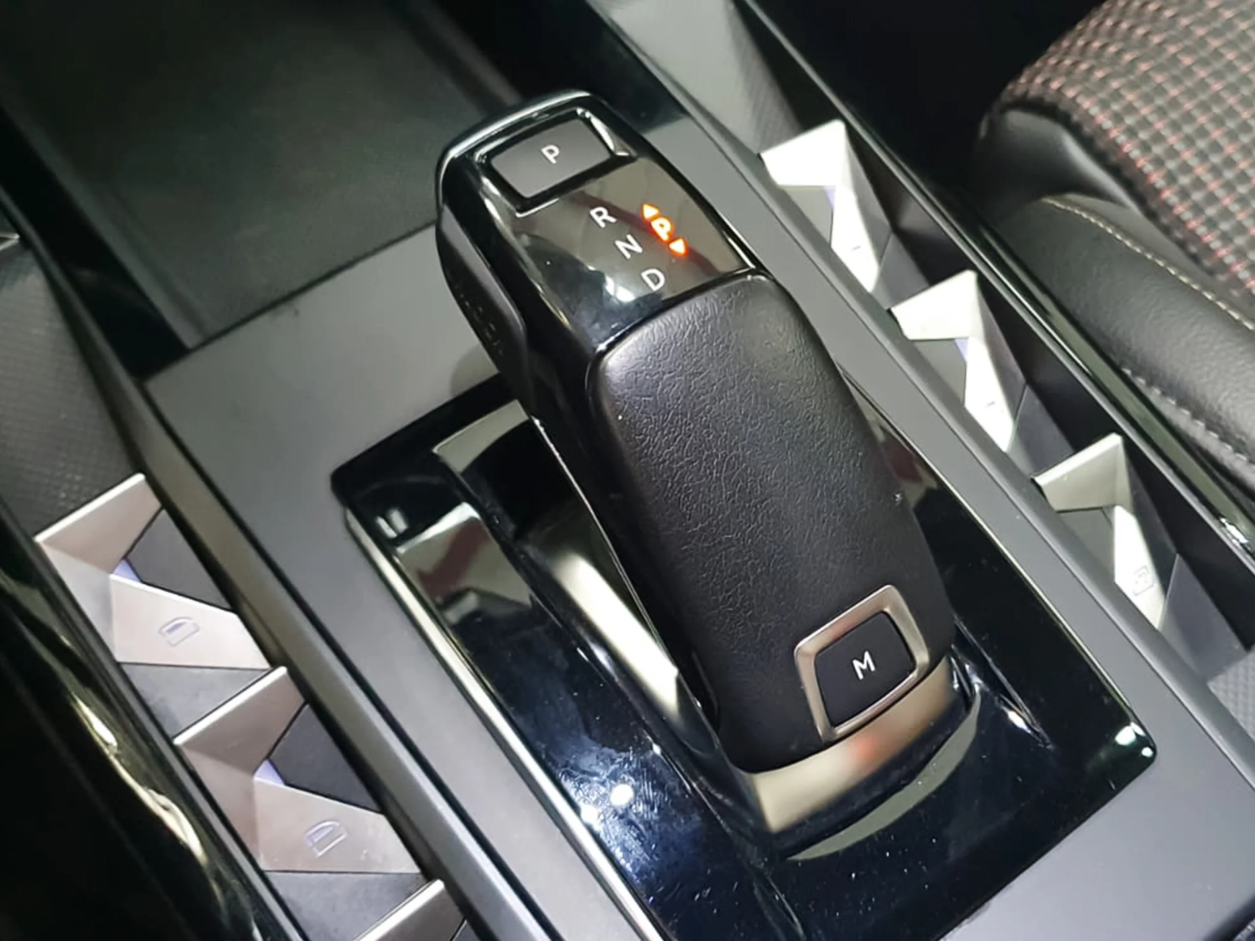 DS DS3 Crossback Performance Line PureTech Auto 96 kW (130 CV) - Foto 15