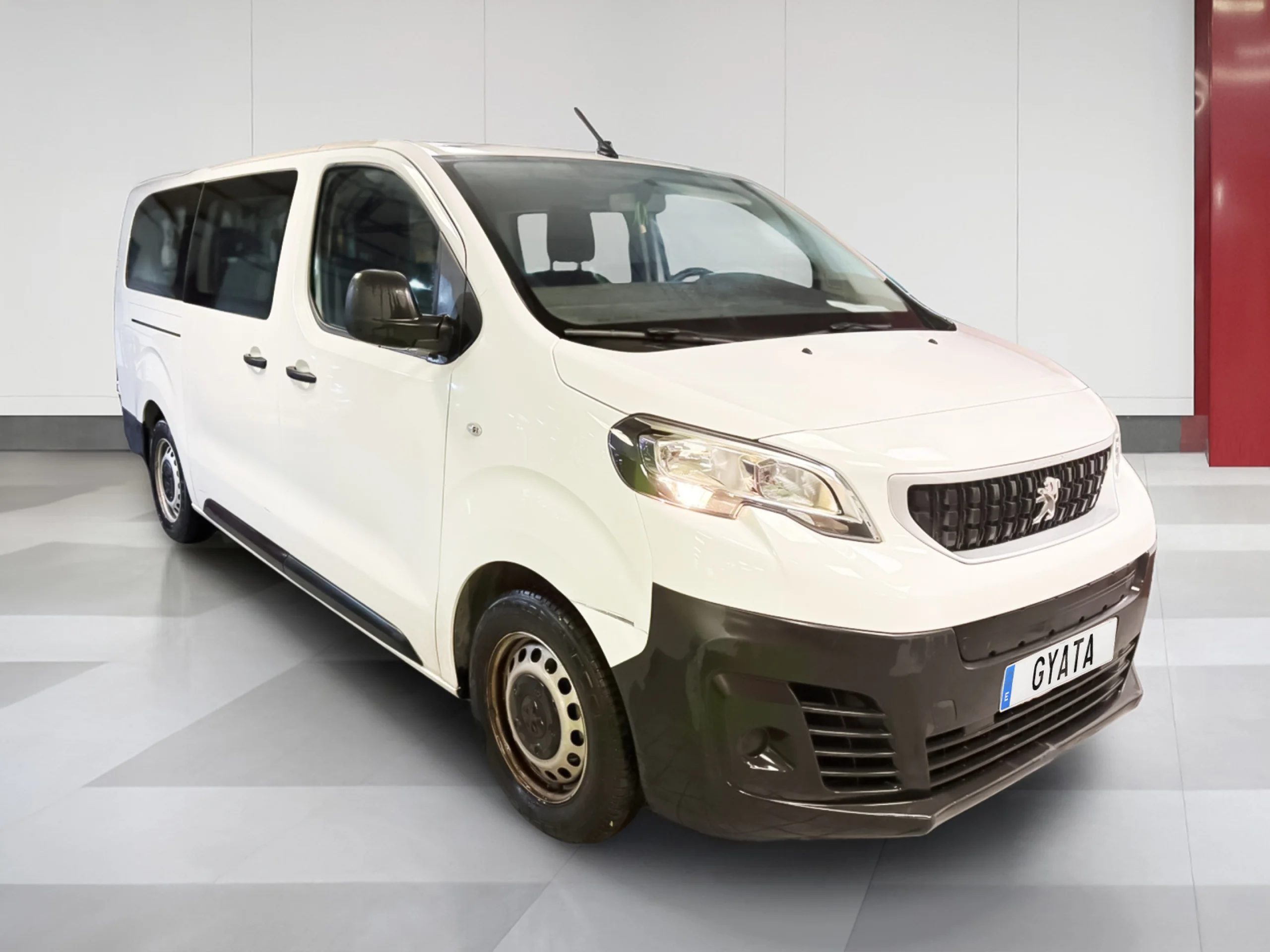 Peugeot E-Expert Combi Eléctrico Long 75kWh 100 kW (136 CV) - Foto 2