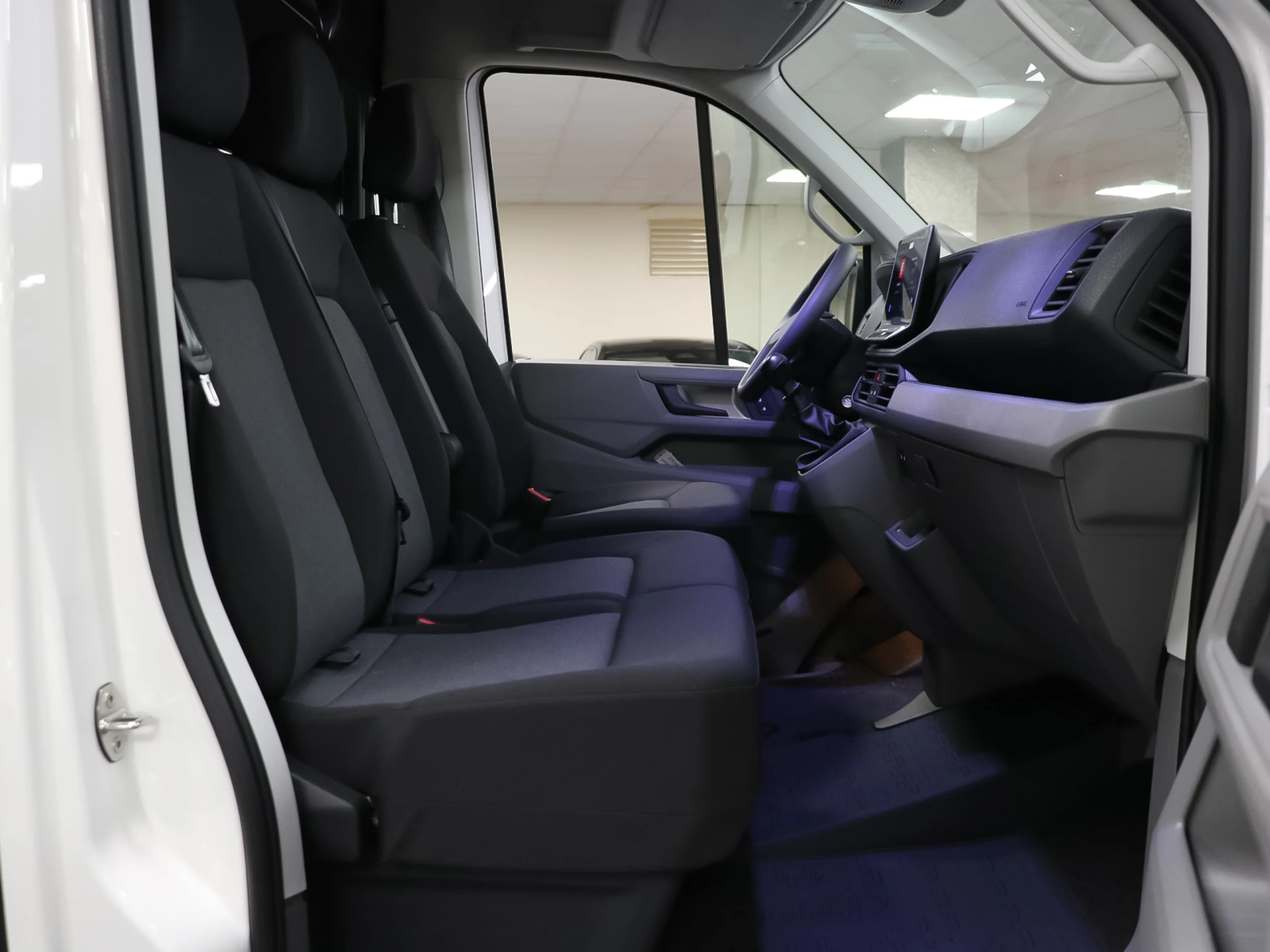 Volkswagen Crafter Furgon Batalla Media TN 2.0 TDI 103 kW (140 CV) 3.500 - Foto 5