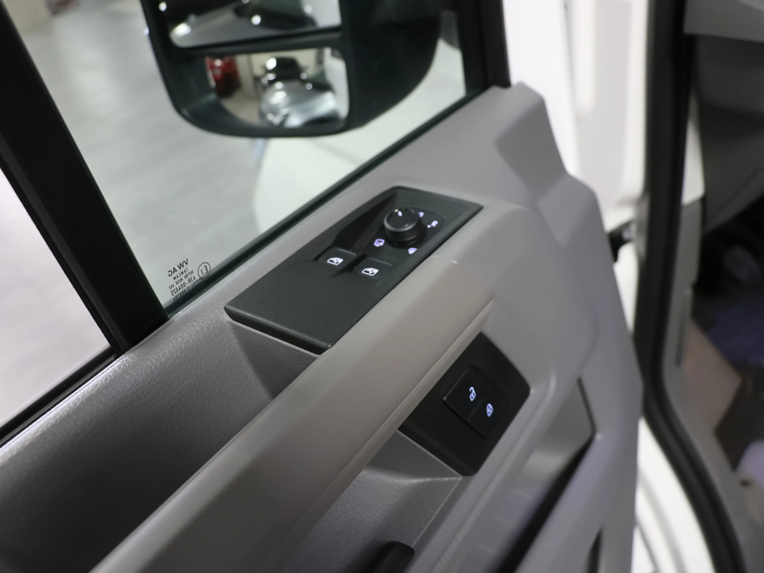 Volkswagen Crafter Furgon Batalla Media TN 2.0 TDI 103 kW (140 CV) 3.500 - Foto 9