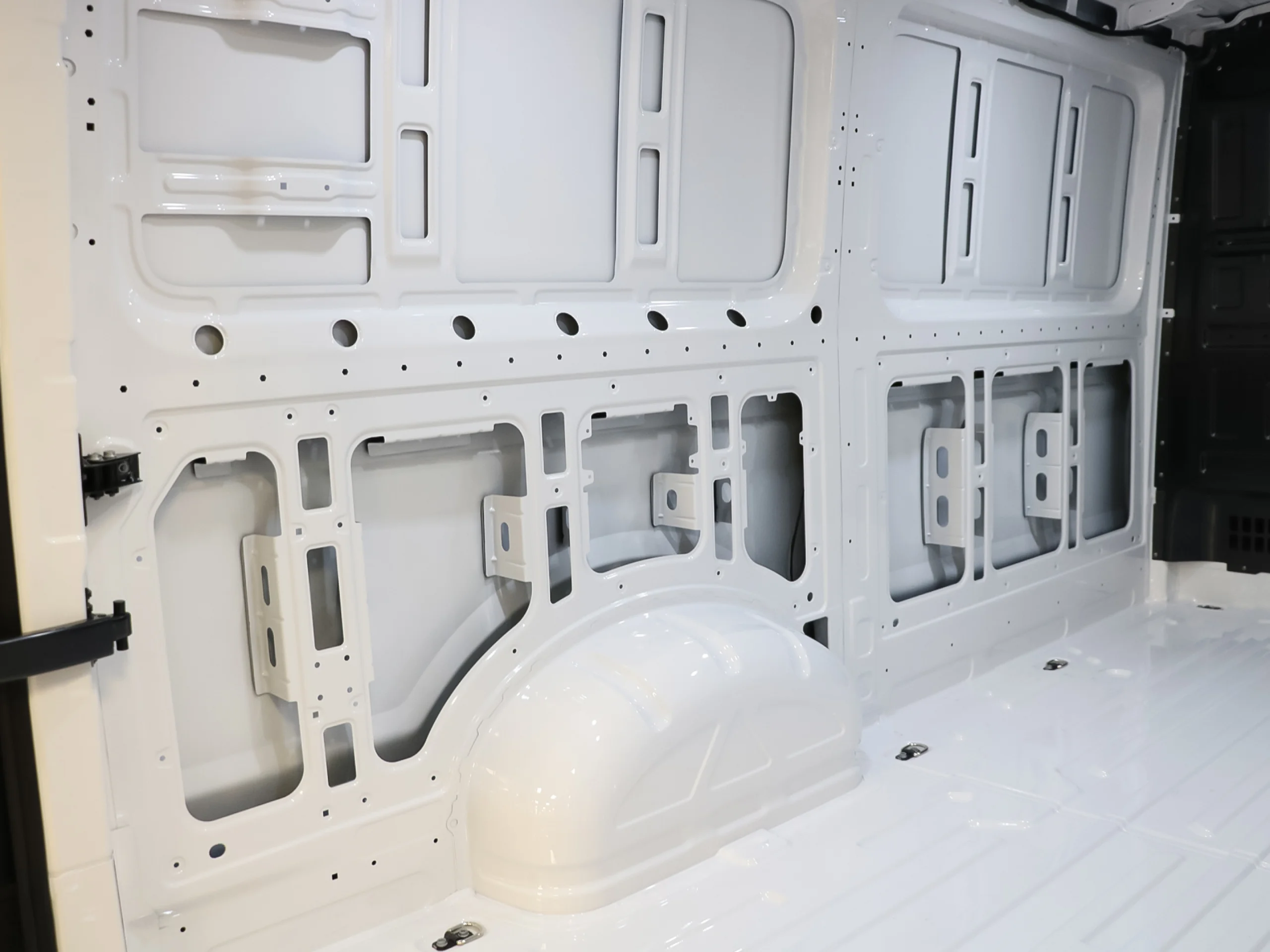 Volkswagen Crafter Furgon Batalla Media TN 2.0 TDI 103 kW (140 CV) 3.500 - Foto 35