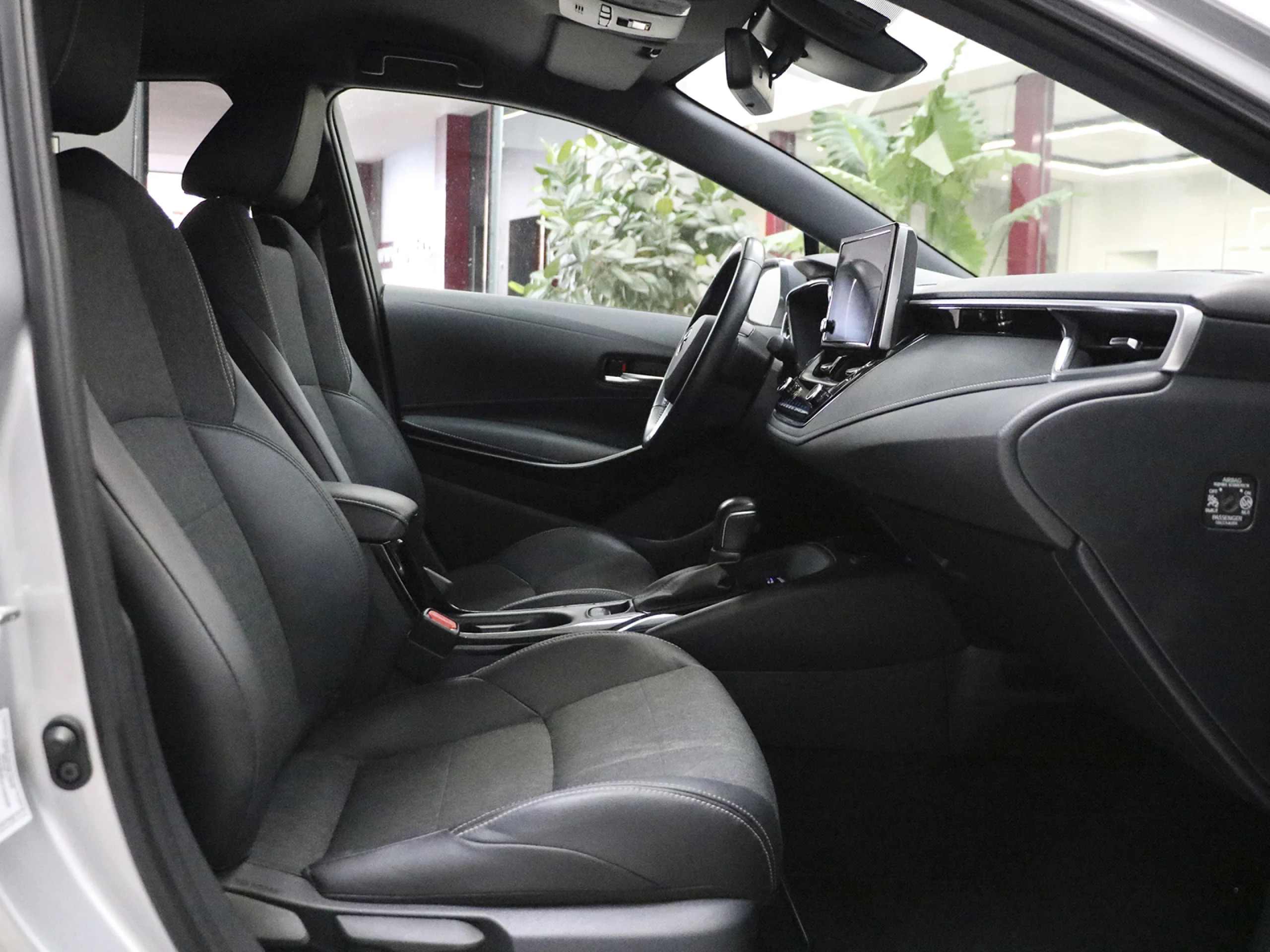 Toyota Corolla 1.8 125H Style E-CVT 90 kW (122 CV) - Foto 7