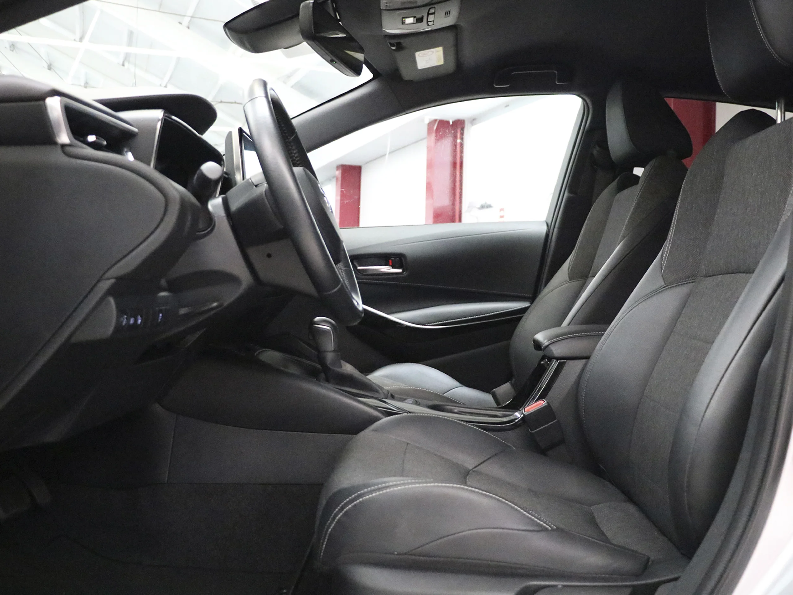 Toyota Corolla 1.8 125H Style E-CVT 90 kW (122 CV) - Foto 8