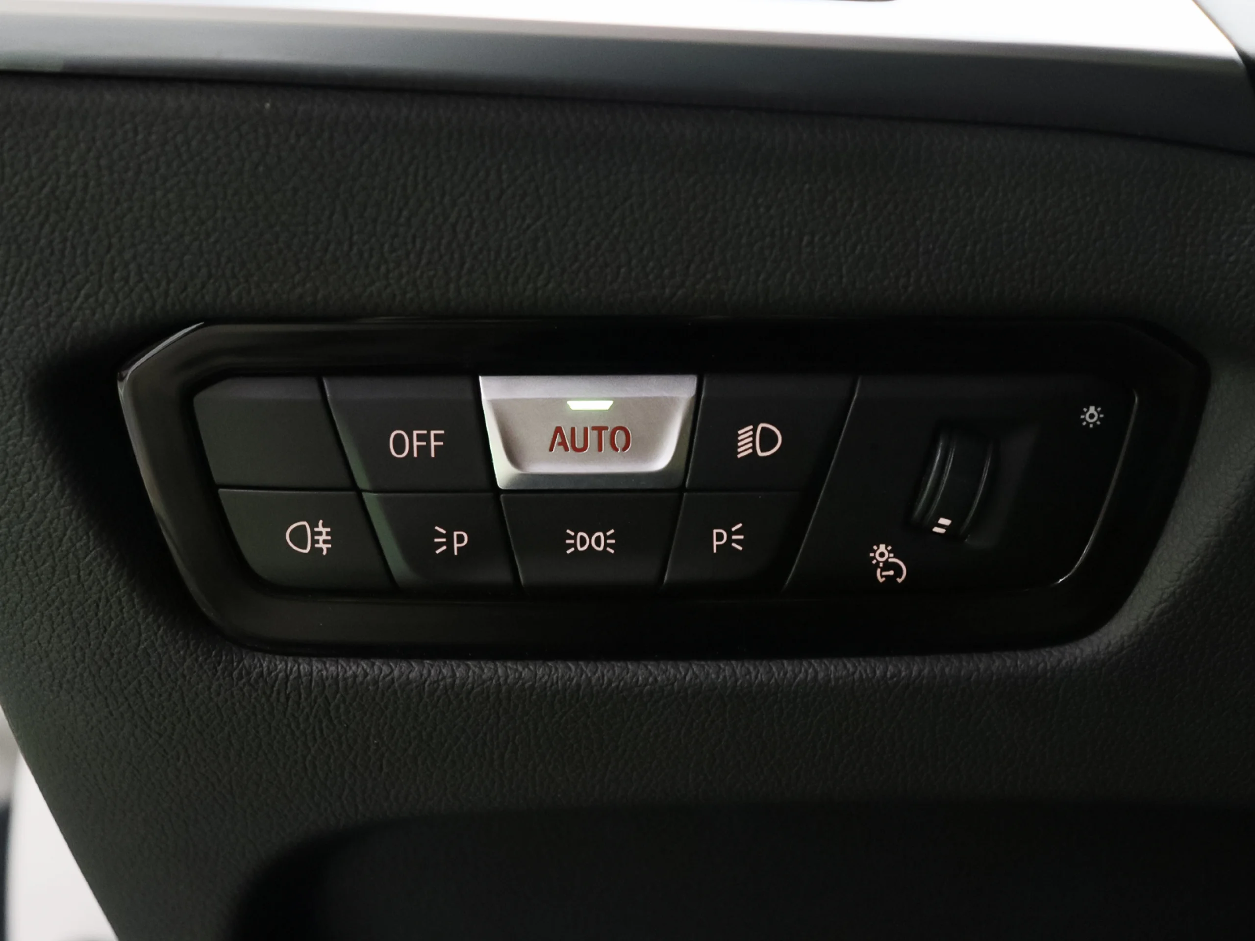 BMW Serie 2 220i Coupe 135 kW (184 CV) - Foto 12