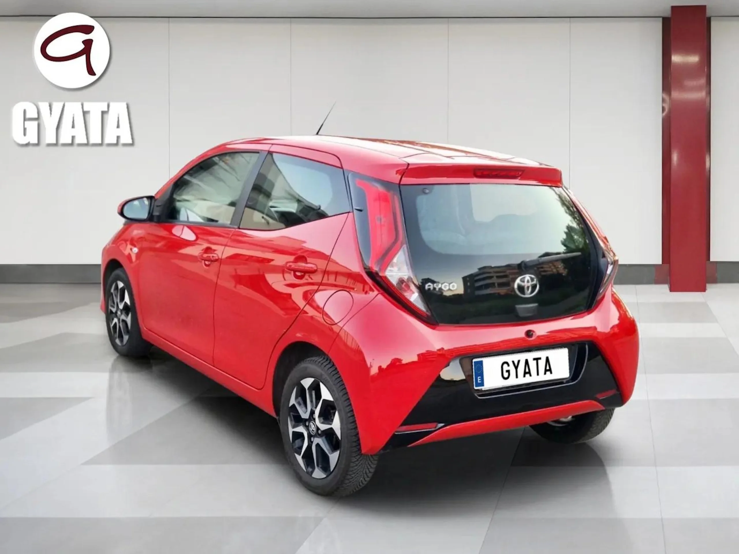 Toyota Aygo 1.0 70 x-play 53 kW (72 CV) - Foto 5