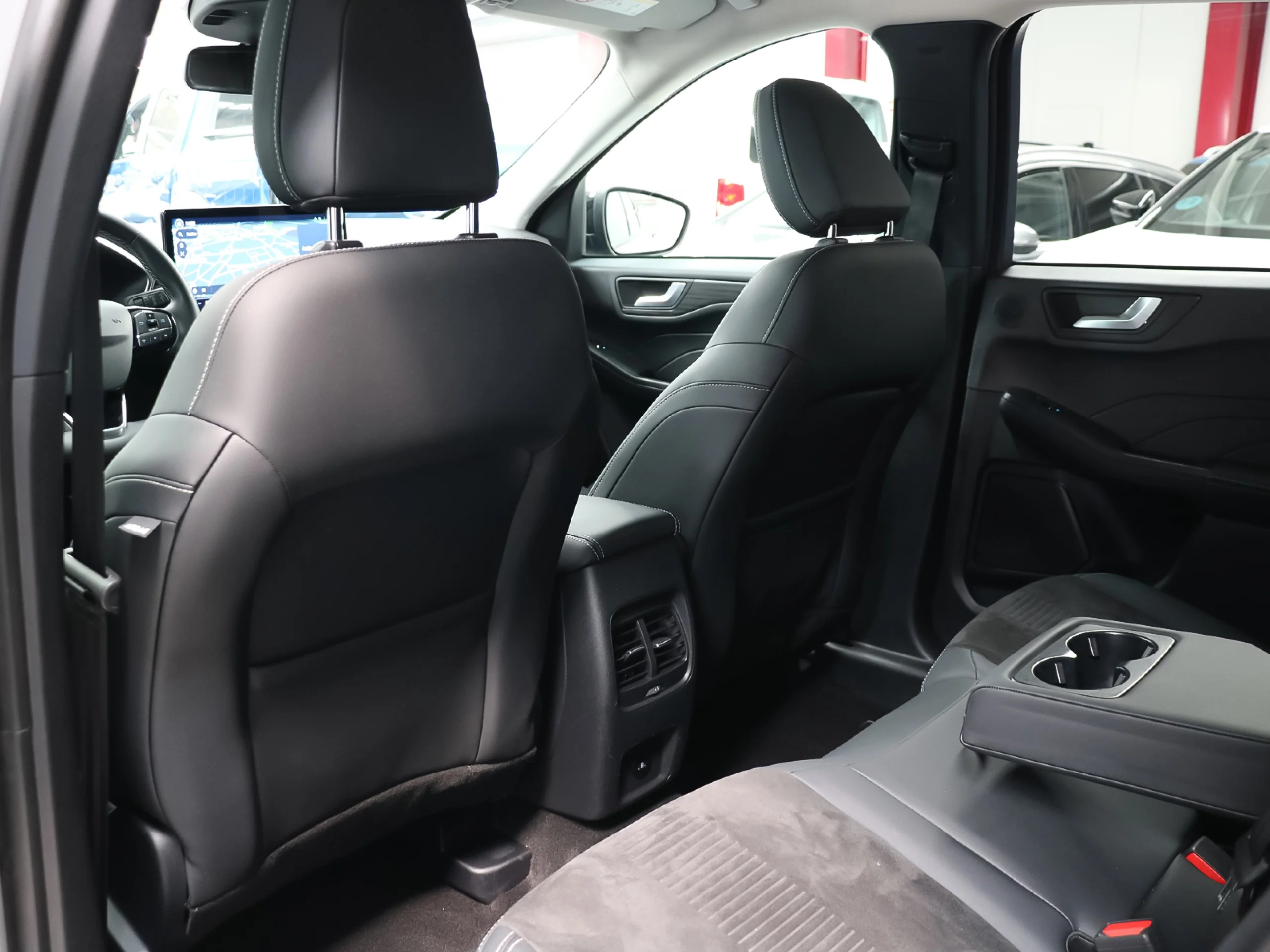 Ford Kuga 2.5 Duratec PHEV Active X 178 kW (243 CV) - Foto 6
