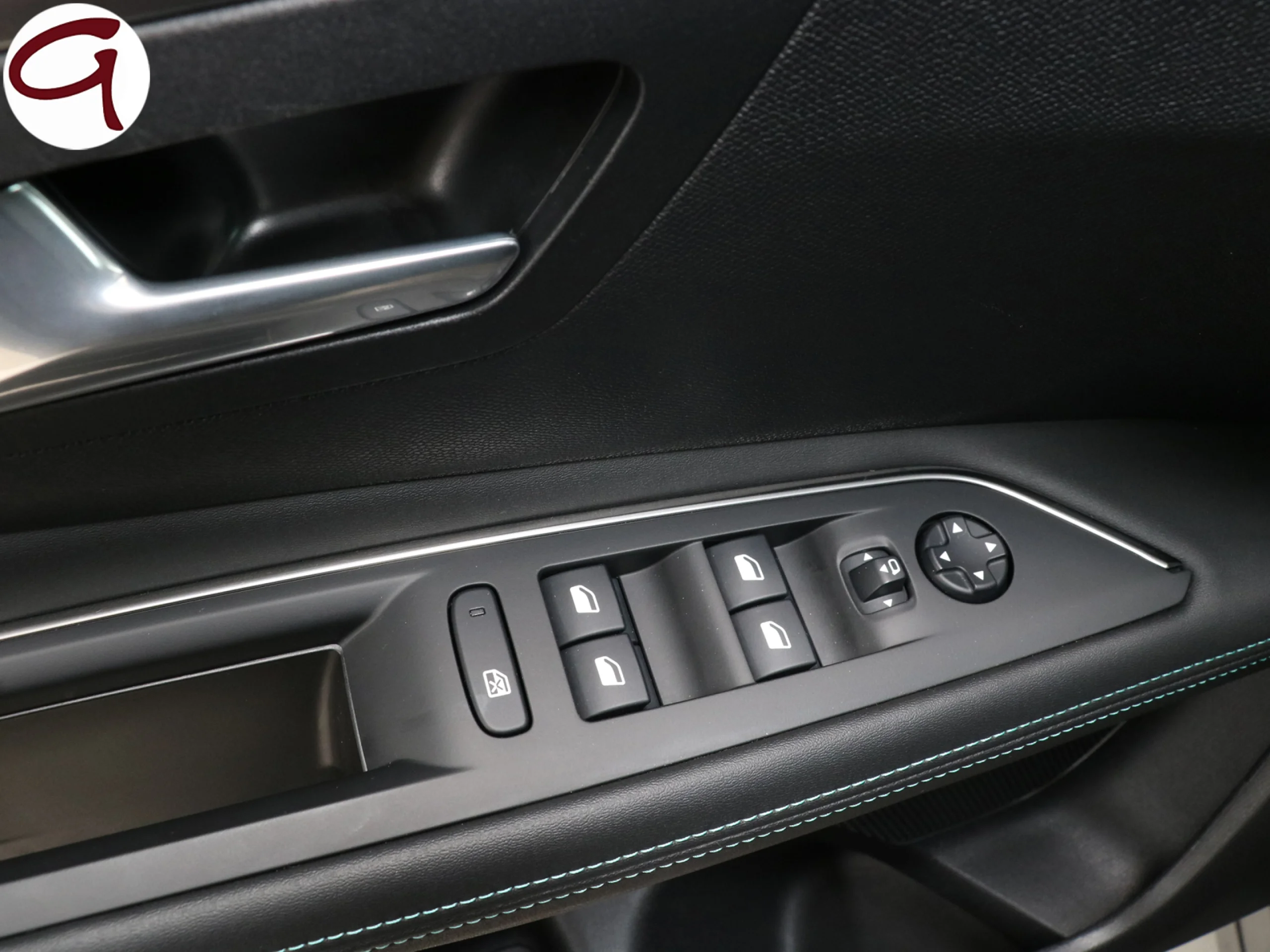 Peugeot 3008 Hybrid 225 Allure Pack e-EAT8 165 kW (225 CV) - Foto 29