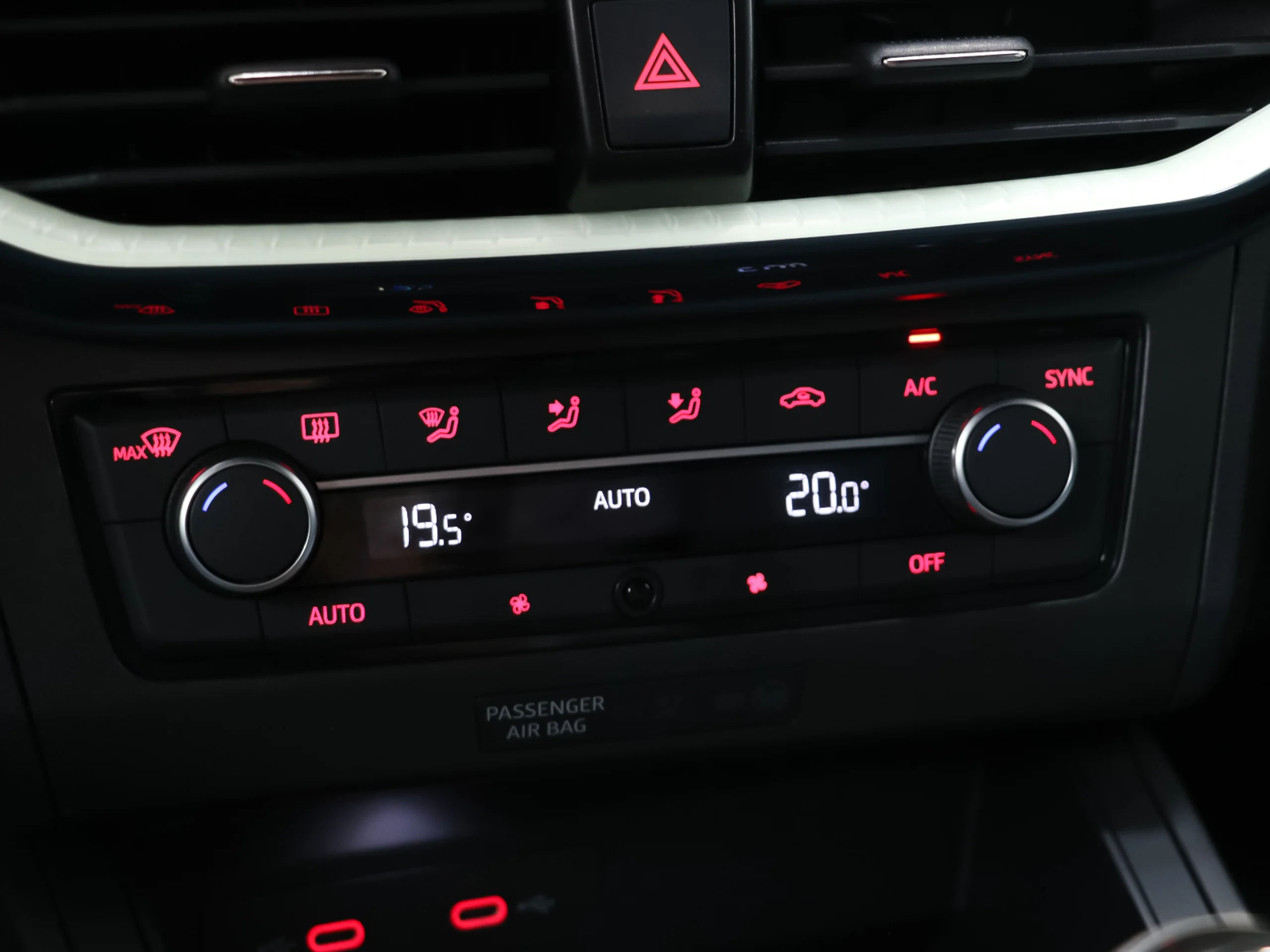 SEAT Arona 1.0 TSI S&S Style+ 85 kW (115 CV) - Foto 15
