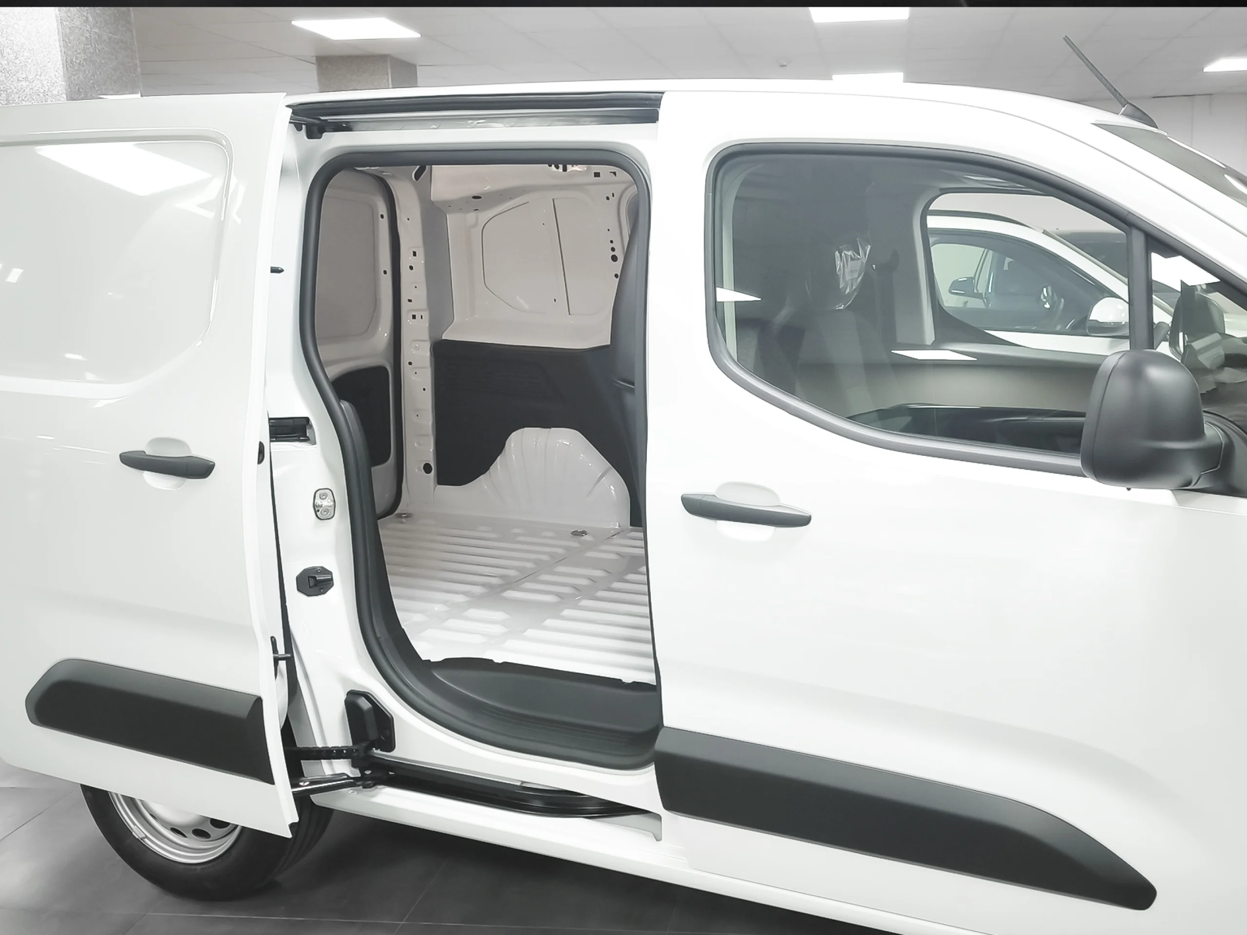 Citroen Berlingo Furgon BlueHDi 100 Talla M 75 kW (100 CV) - Foto 17