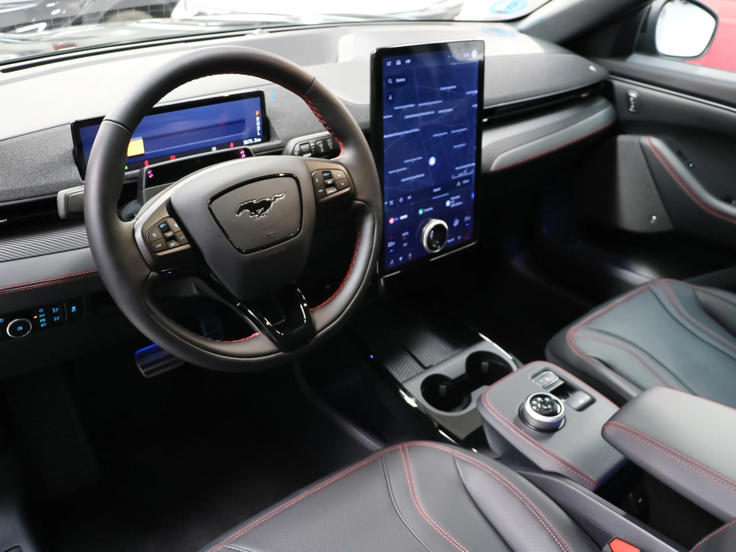 Ford Mustang Mach-E Premium RWD Rango Extendido 216 kW (294 CV) - Foto 3