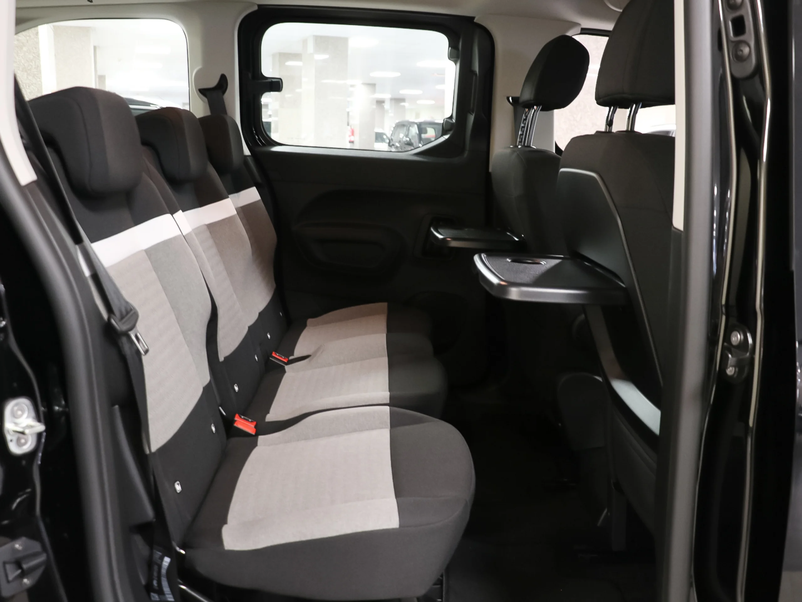 Citroen Berlingo BlueHDi 130 XL Plus Automático 96 kW (130 CV) - Foto 6