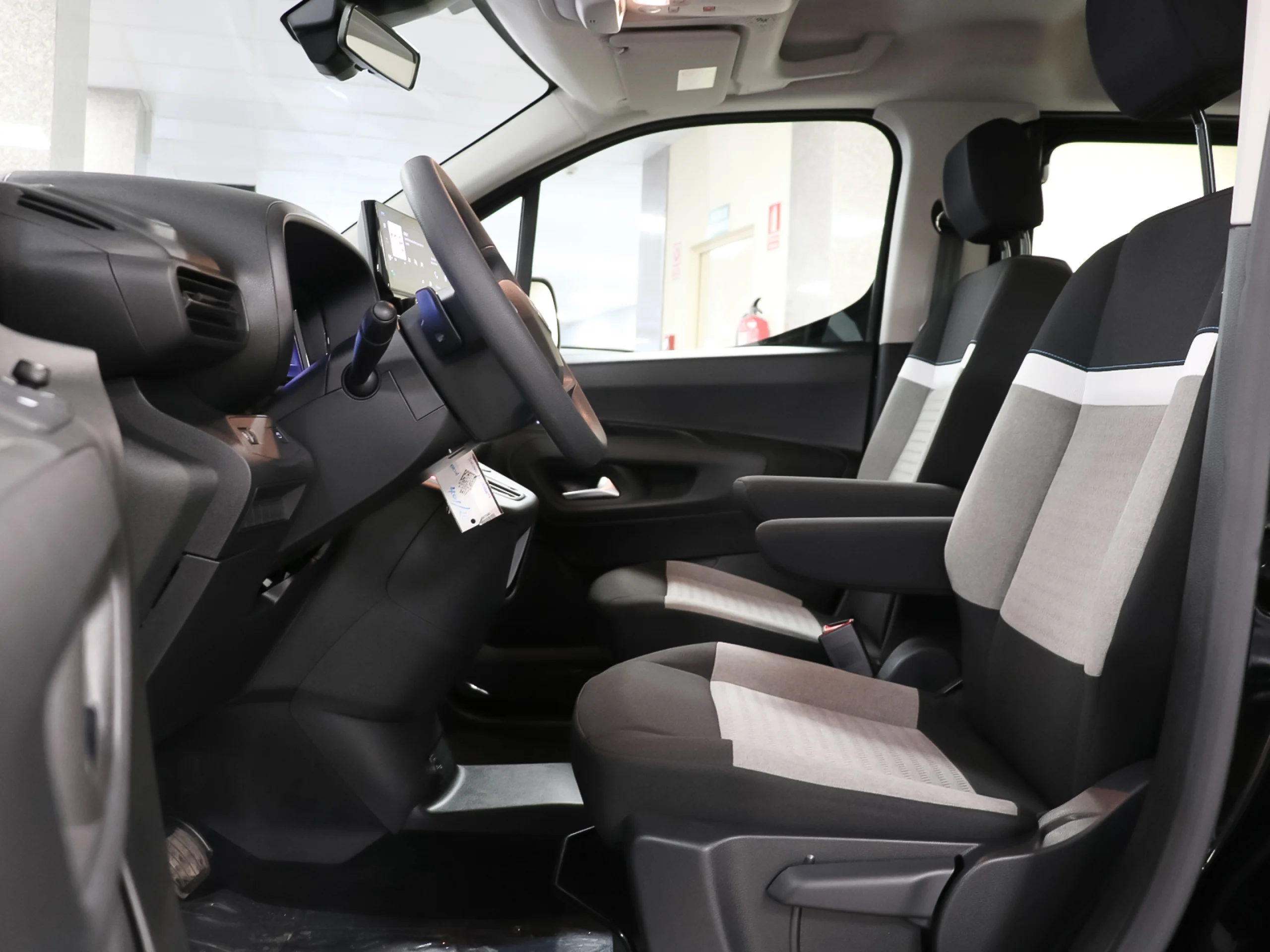 Citroen Berlingo BlueHDi 130 XL Plus Automático 96 kW (130 CV) - Foto 7