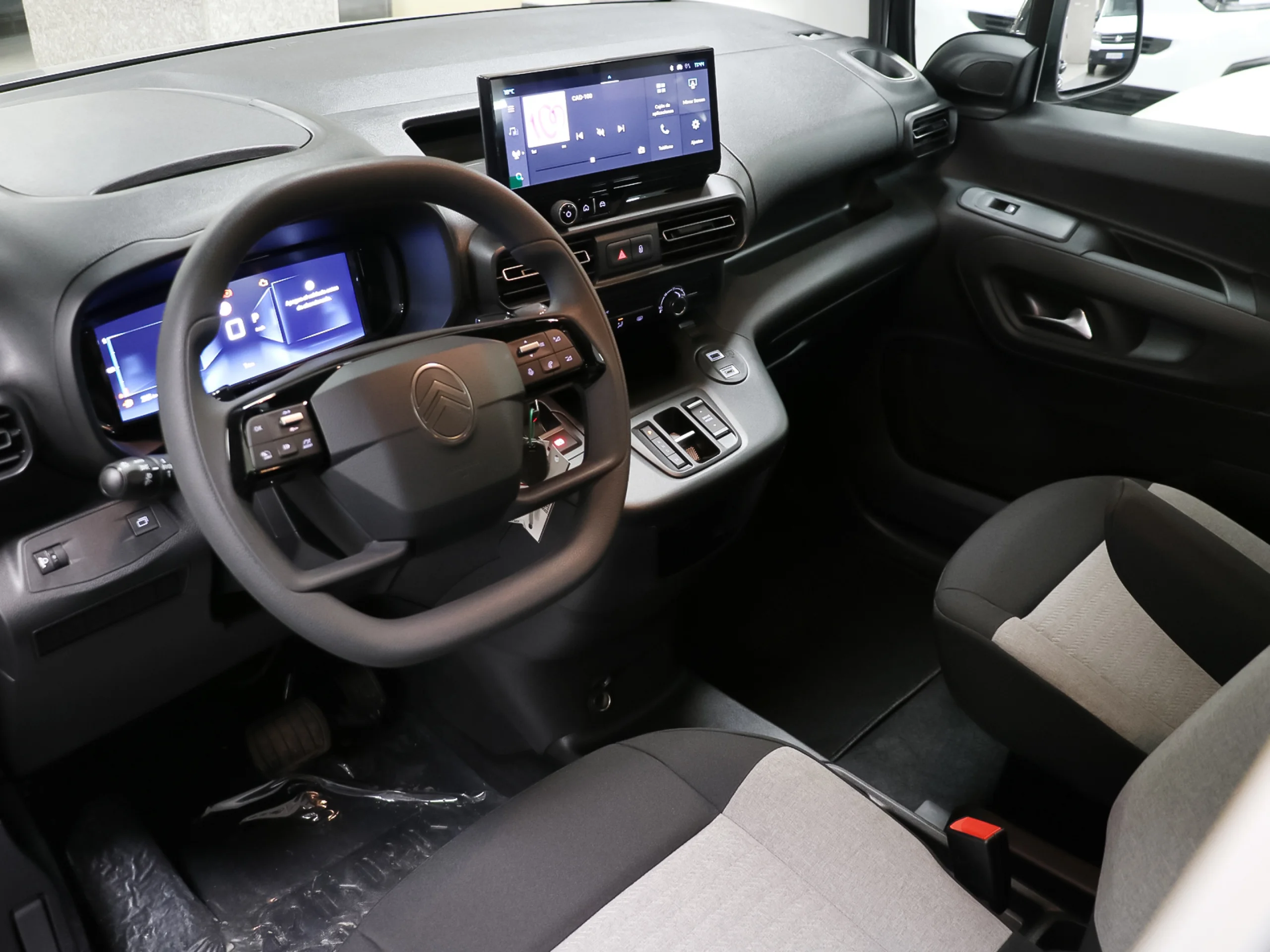 Citroen Berlingo BlueHDi 130 XL Plus Automático 96 kW (130 CV) - Foto 4