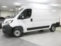 Thumbnail 2 del Citroen Jumper Furgon BlueHDi 140 S&S 35 L2H2 103 kW (140 CV)