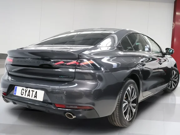 Peugeot 508 Hybrid 225 Allure e-EAT8 165 kW (225 CV)