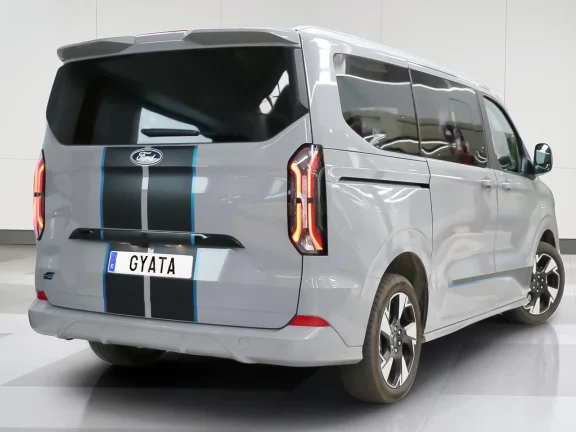Ford Tourneo Custom BEV 64kWh Titanium X L1 Auto 160 kW (218 CV)