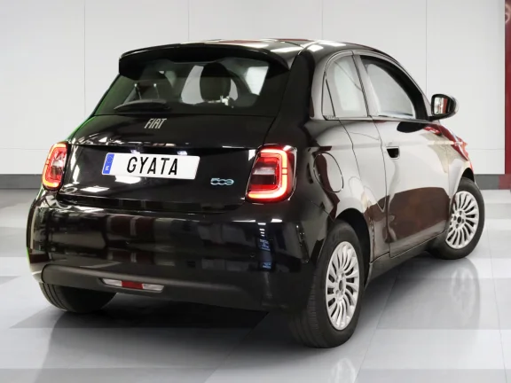 Fiat 500 Electrico Icon Hb 320km 87 kW (118 CV)