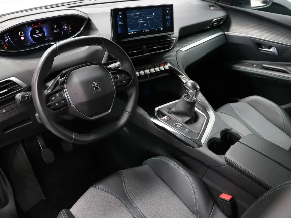 Peugeot 3008 PureTech 130 S&S Allure Pack 96 kW (130 CV)