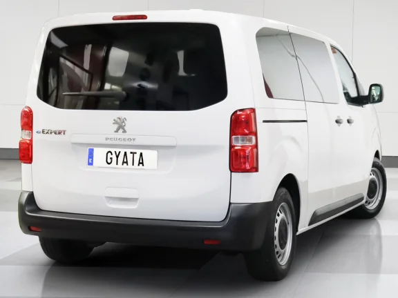 Peugeot E-Expert Combi Eléctrico Standard 75kWh 100 kW (136 CV)