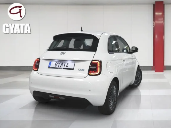 Fiat 500 Electrico Action Hb 185 km 70 kW (95 CV)