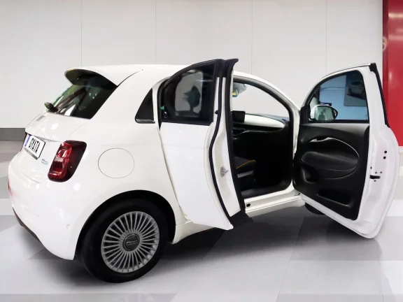 Fiat 500 Electrico Icon Hb 320km 87 kW (118 CV)