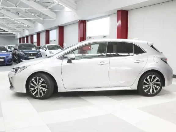 Toyota Corolla 1.8 125H Style E-CVT 90 kW (122 CV)