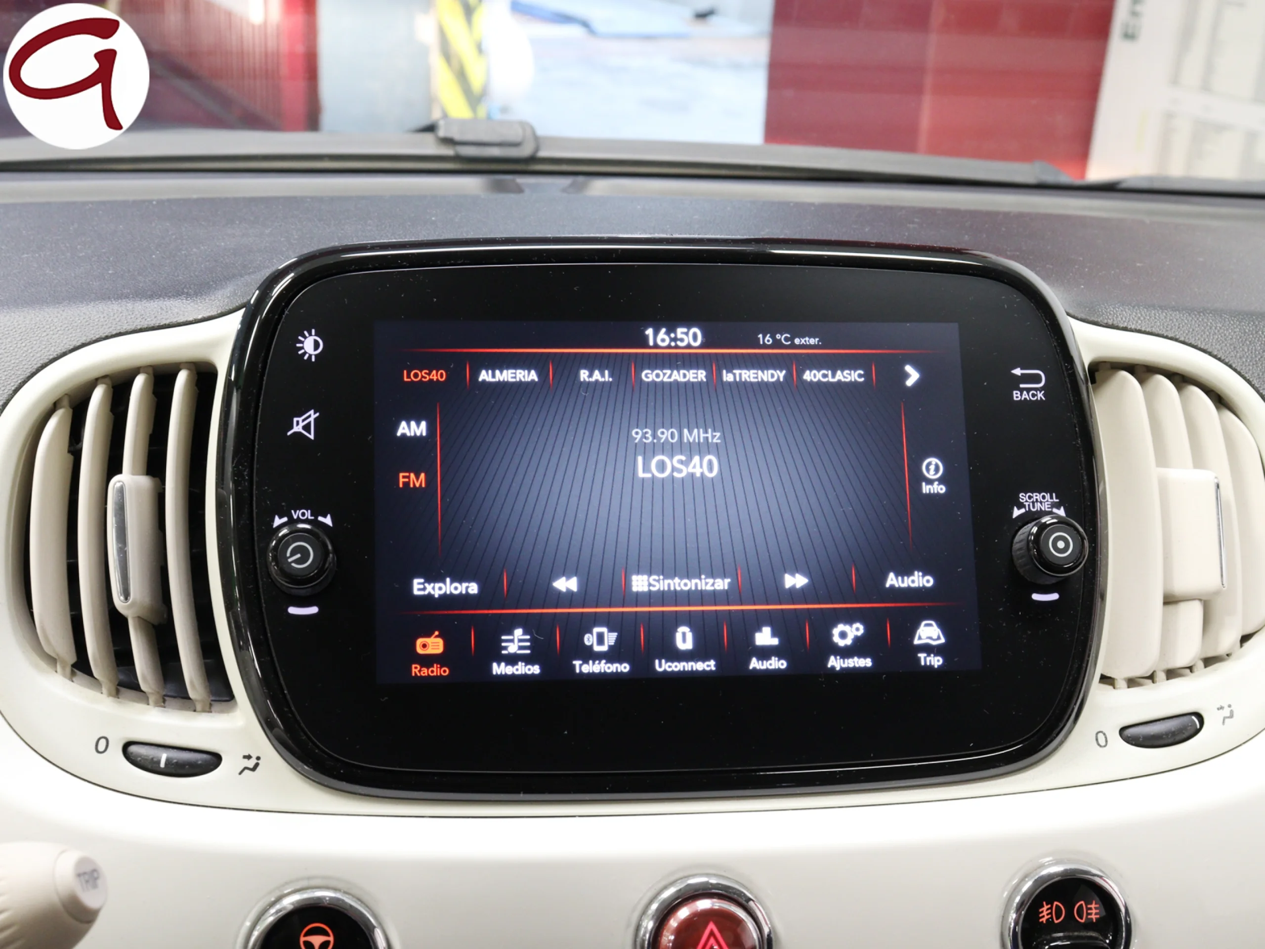 Fiat 500 1.0 Hybrid Connect 51 kW (70 CV) - Foto 6