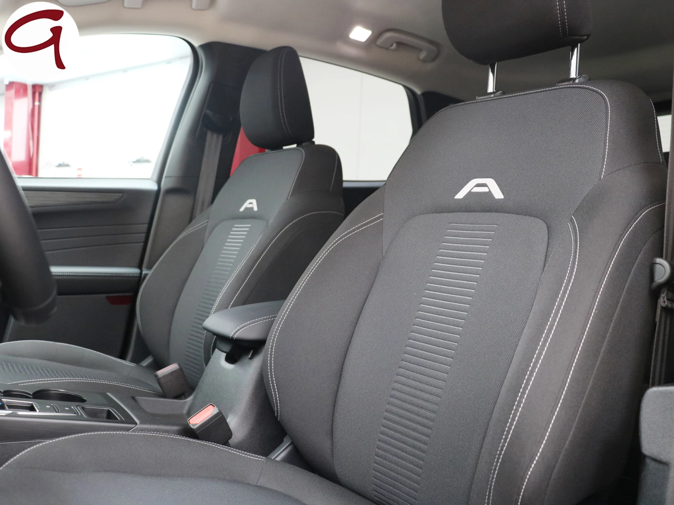 Ford Kuga 2.5 Duratec PHEV Active Auto 178 kW (243 CV) - Foto 8