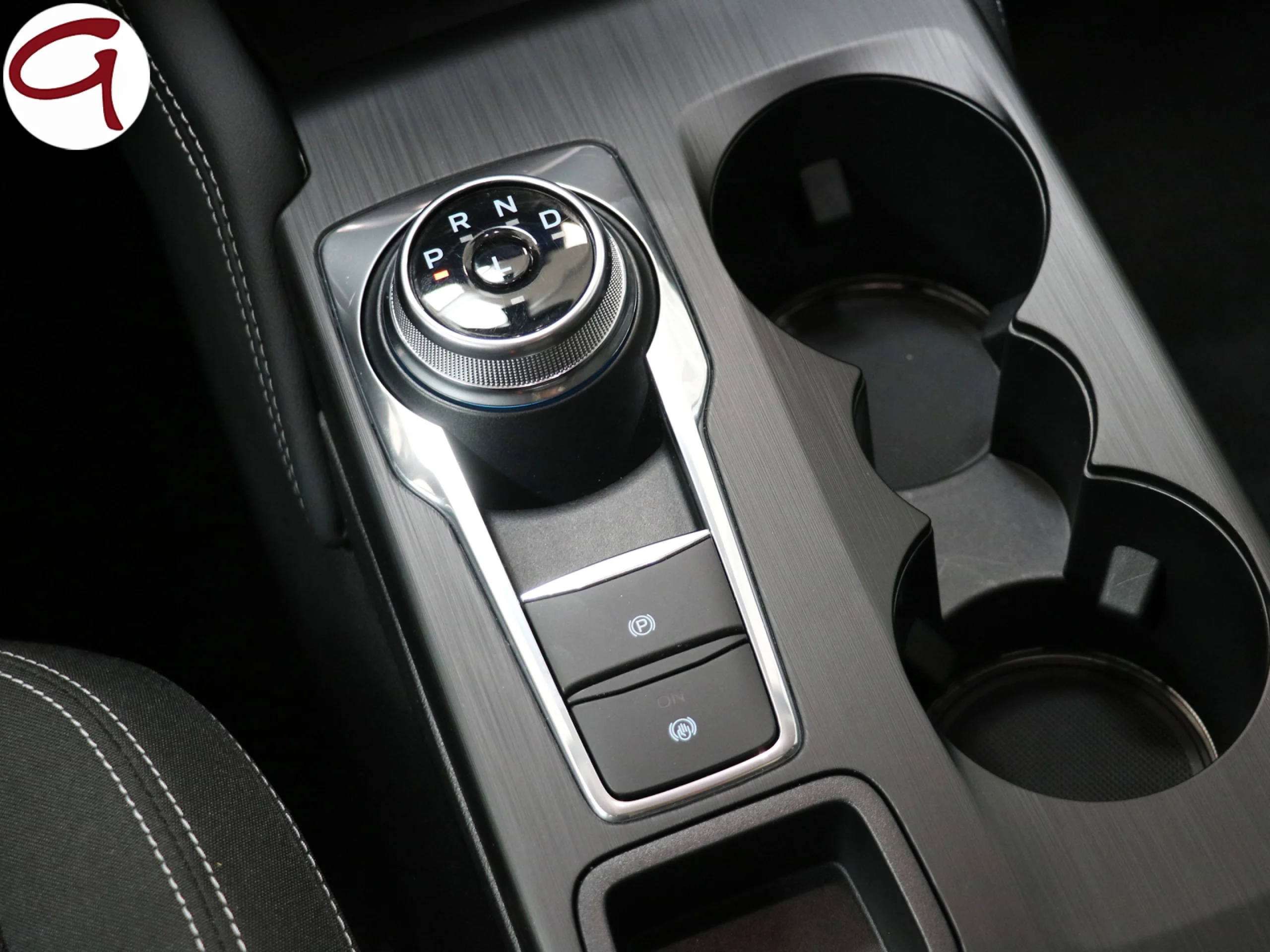 Ford Kuga 2.5 Duratec PHEV Active Auto 178 kW (243 CV) - Foto 35