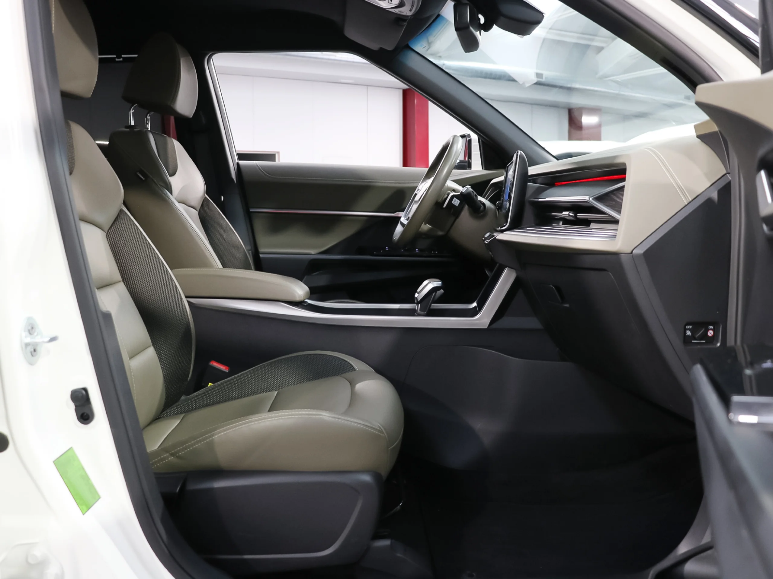 SsangYong Torres G15 Adventure 4x4 Auto 120 kW (163 CV) - Foto 6