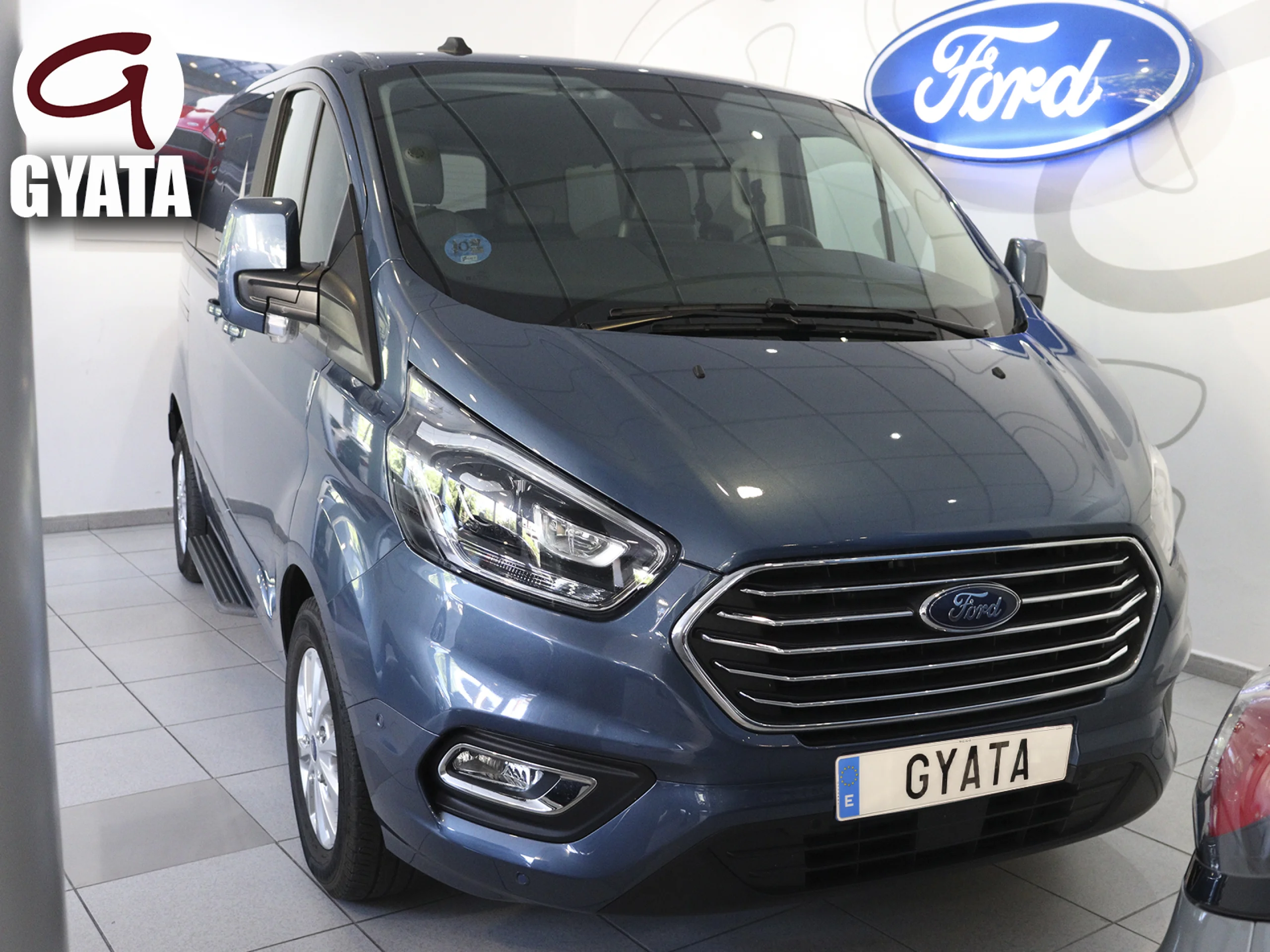 Ford Tourneo Custom 1.0 Ecoboost PHEV Plug-in L1 Titanium Auto 93 kW (126 CV) - Foto 1