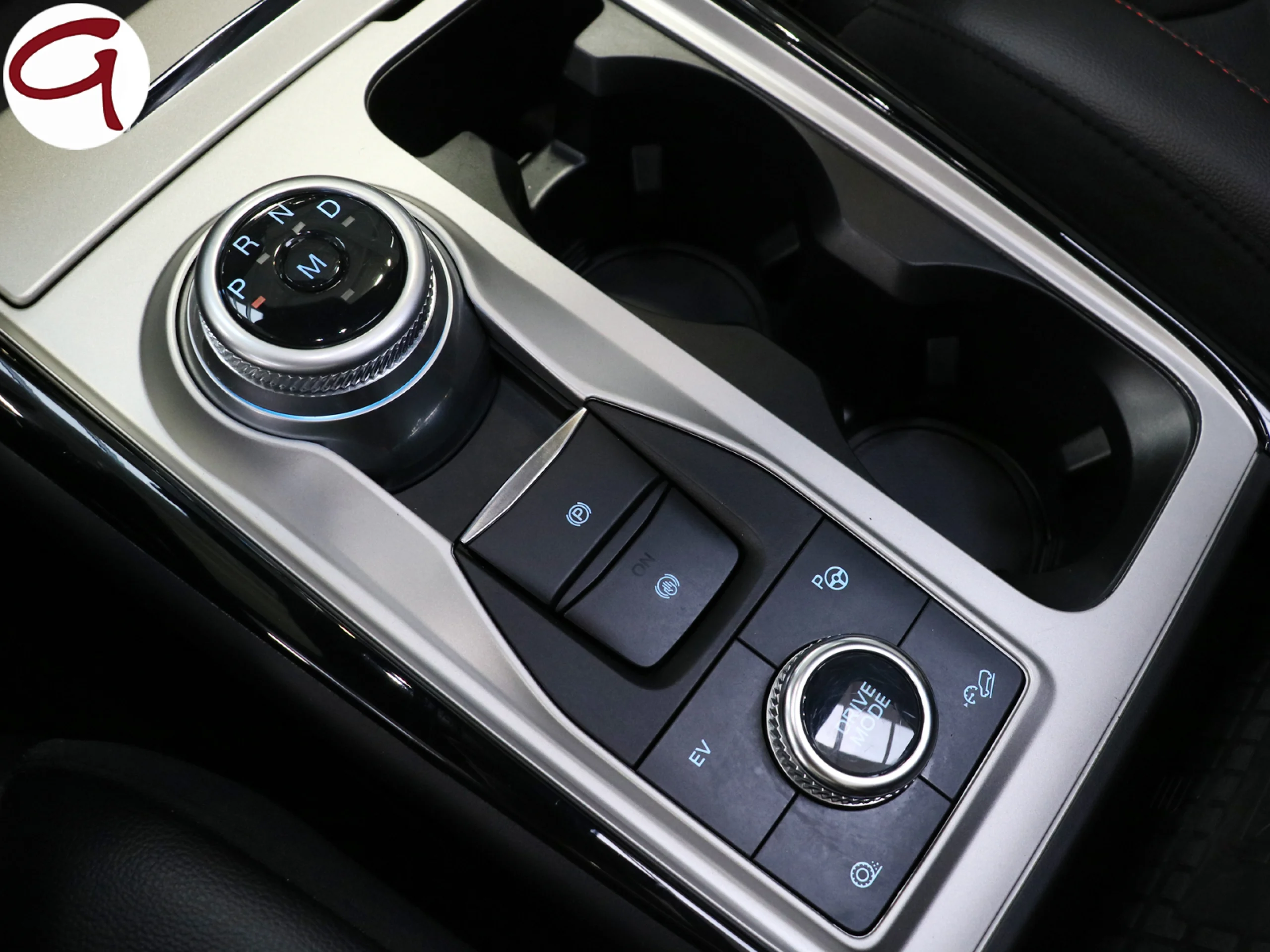 Ford Explorer 3.0 PHEV ST Line AWD 336 kW (457 CV) - Foto 35