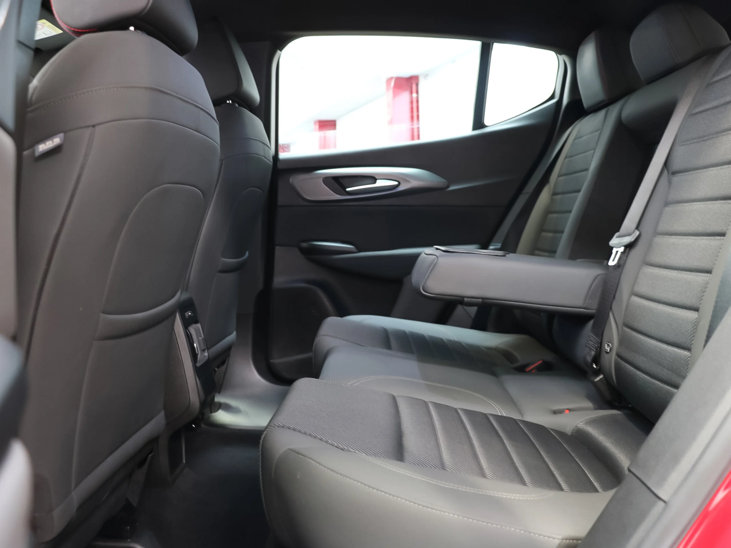 Alfa Romeo Tonale 1.5 MHEV Sprint FWD 96 kW (130 CV) - Foto 13