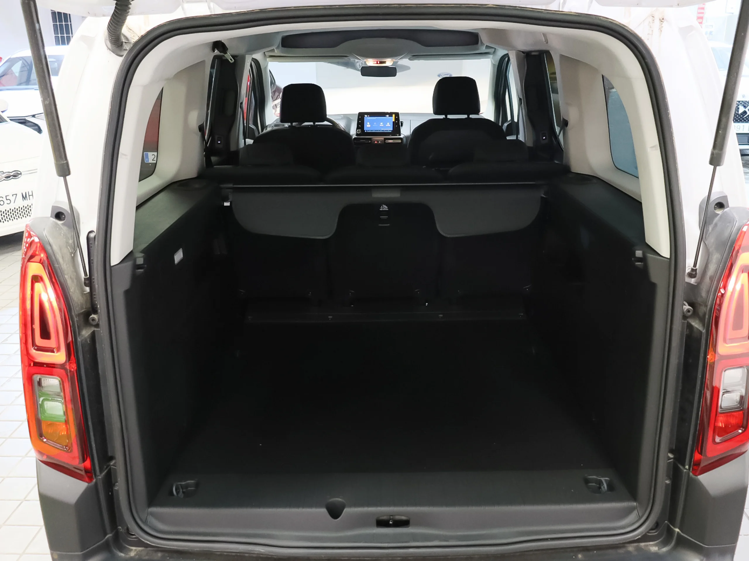 Citroen ë-Berlingo Talla XL Shine 50kWh 100 kW (136 CV) - Foto 30