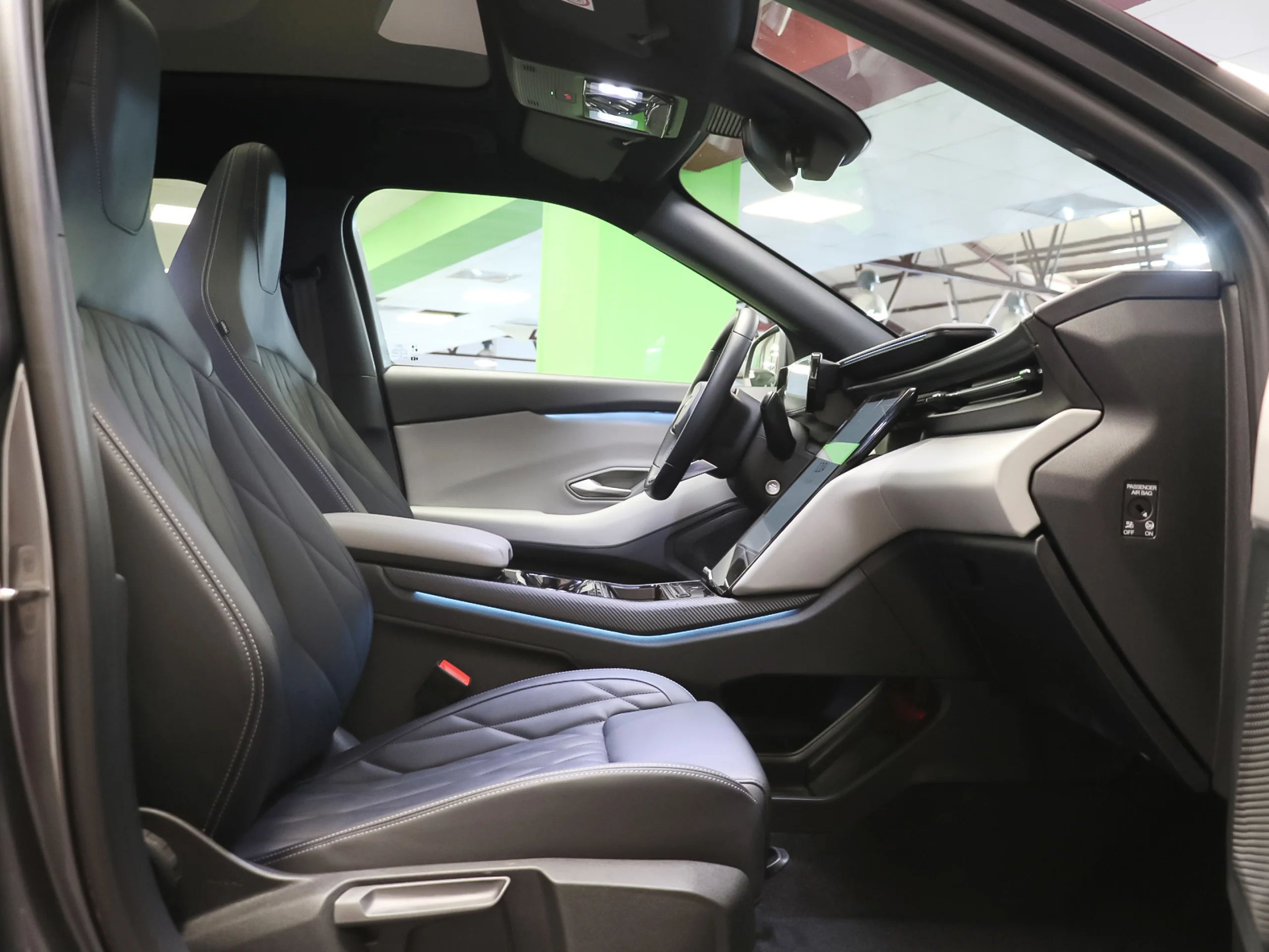 Ford Explorer CX740S Premium R. Ext. AWD 78kWh 250 kW (340 CV) - Foto 5