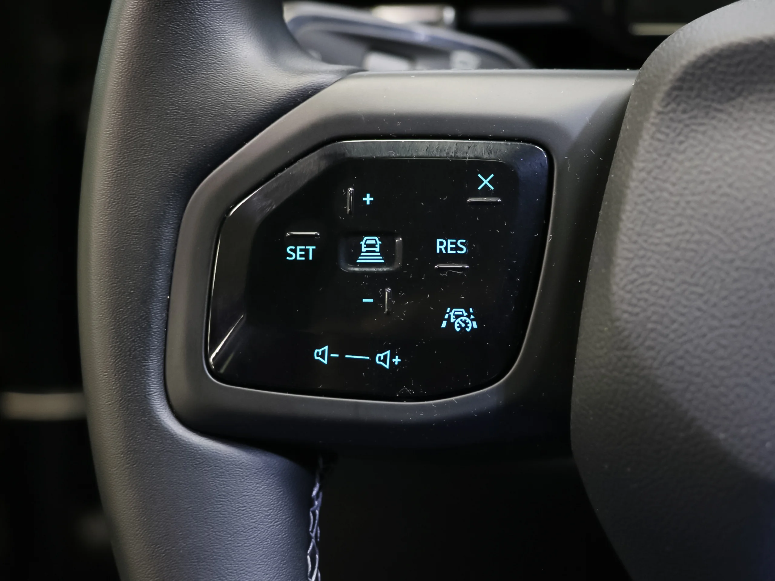 Ford Explorer CX740S Premium R. Ext. AWD 78kWh 250 kW (340 CV) - Foto 38