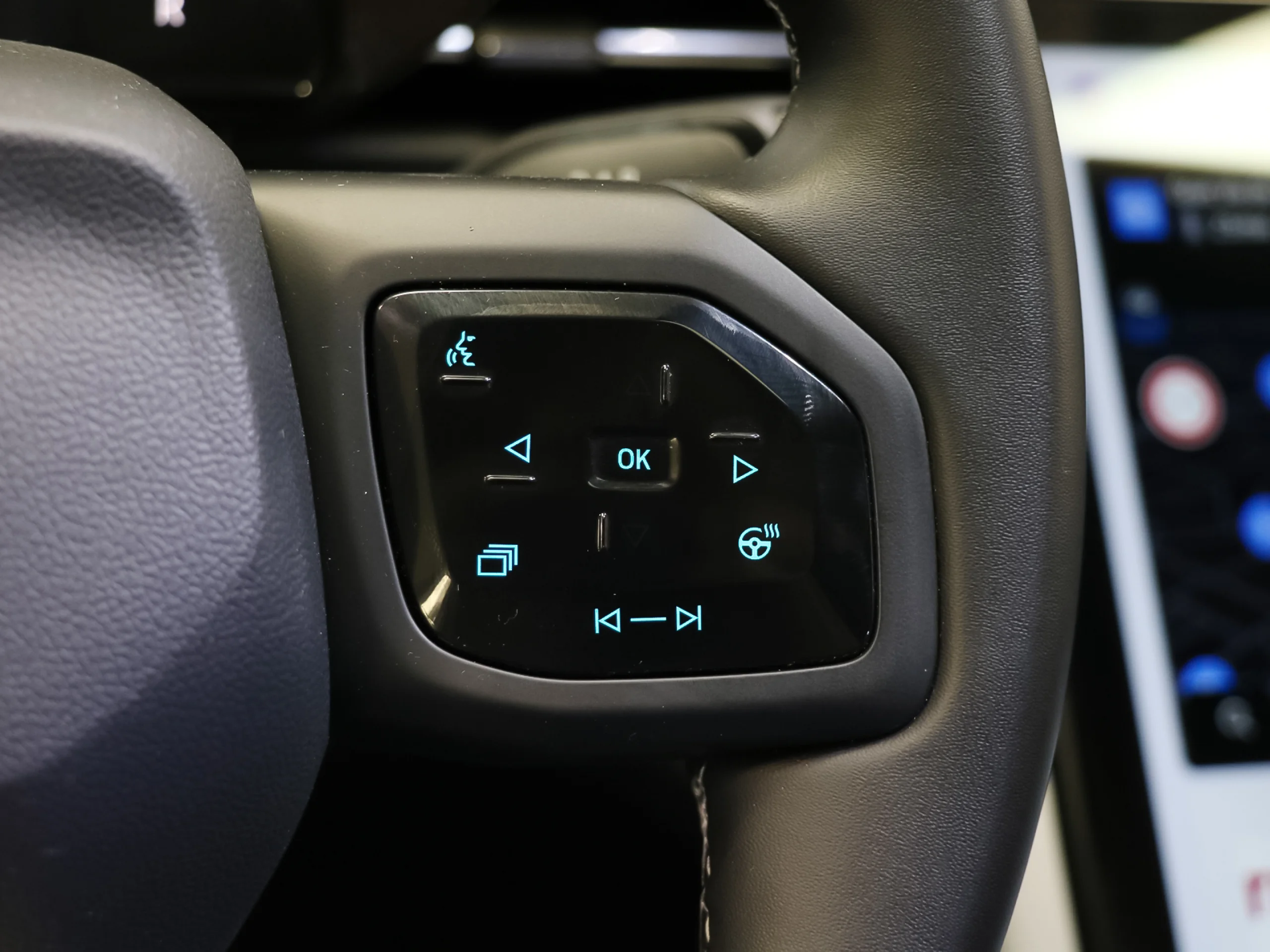 Ford Explorer CX740S Premium R. Ext. AWD 78kWh 250 kW (340 CV) - Foto 39