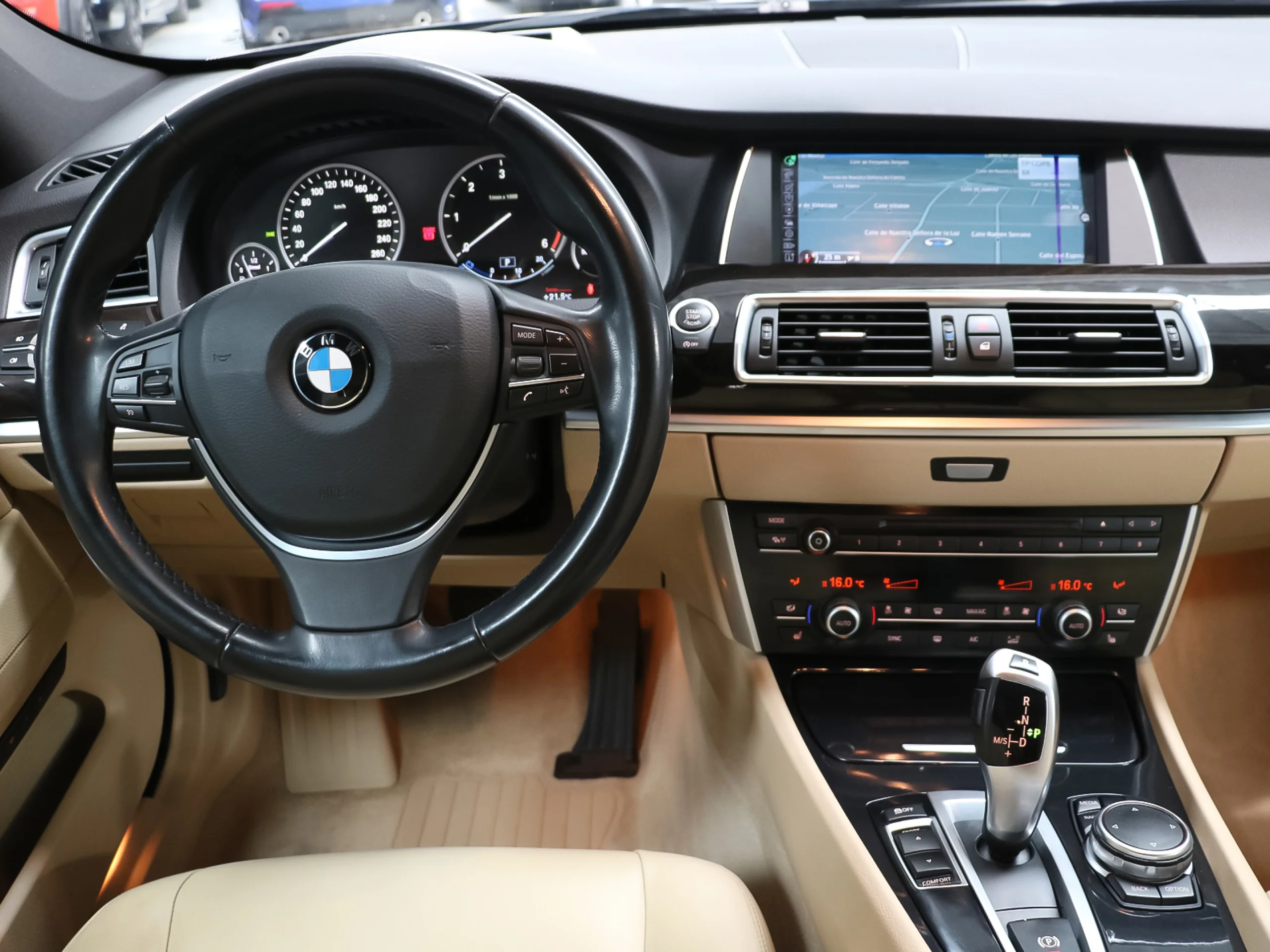 BMW Serie 5 520d Gran Turismo 135 kW (184 CV) - Foto 12