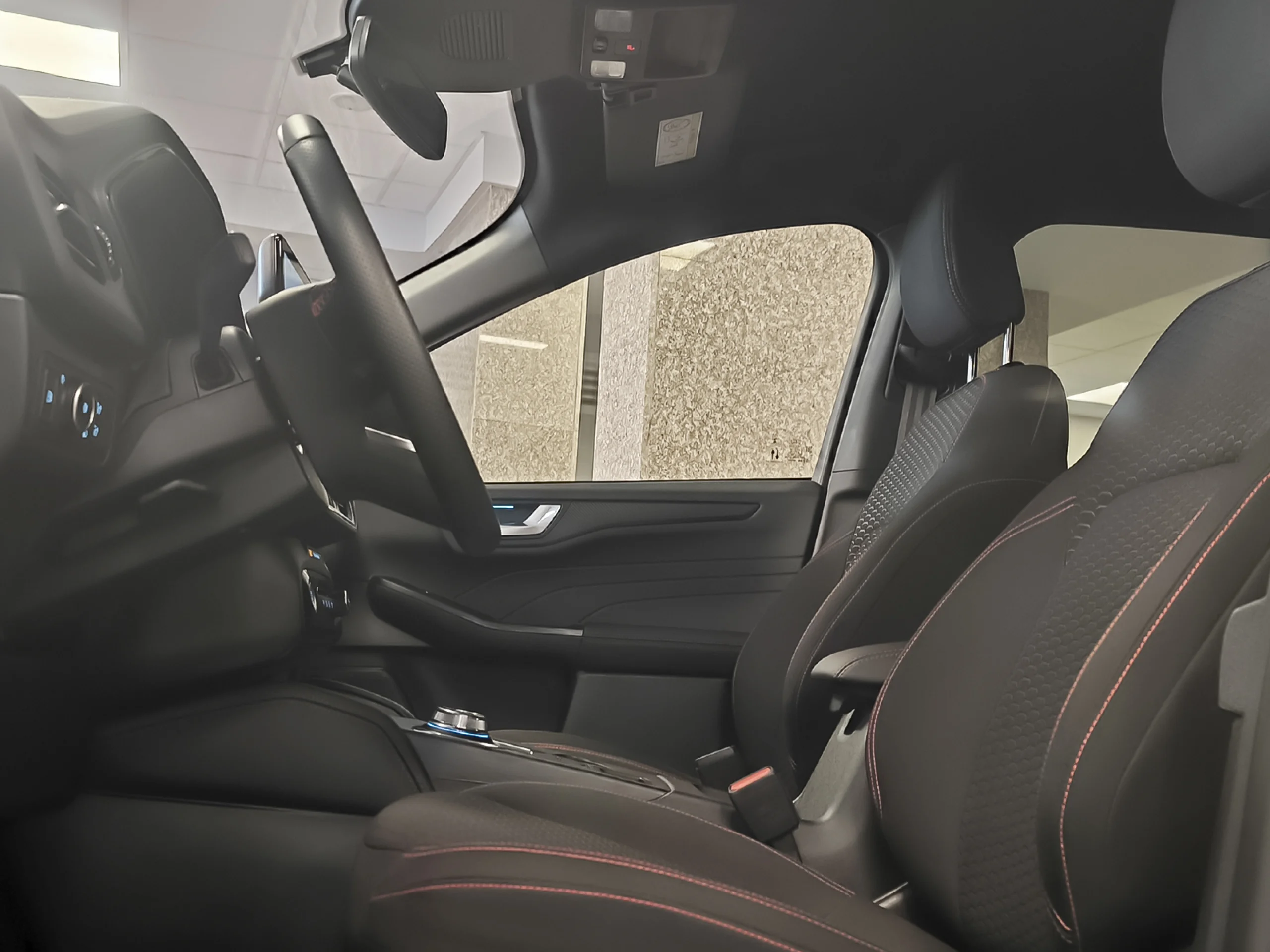 Ford Kuga 2.5 Duratec PHEV ST-Line Auto 178 kW (243 CV) - Foto 4