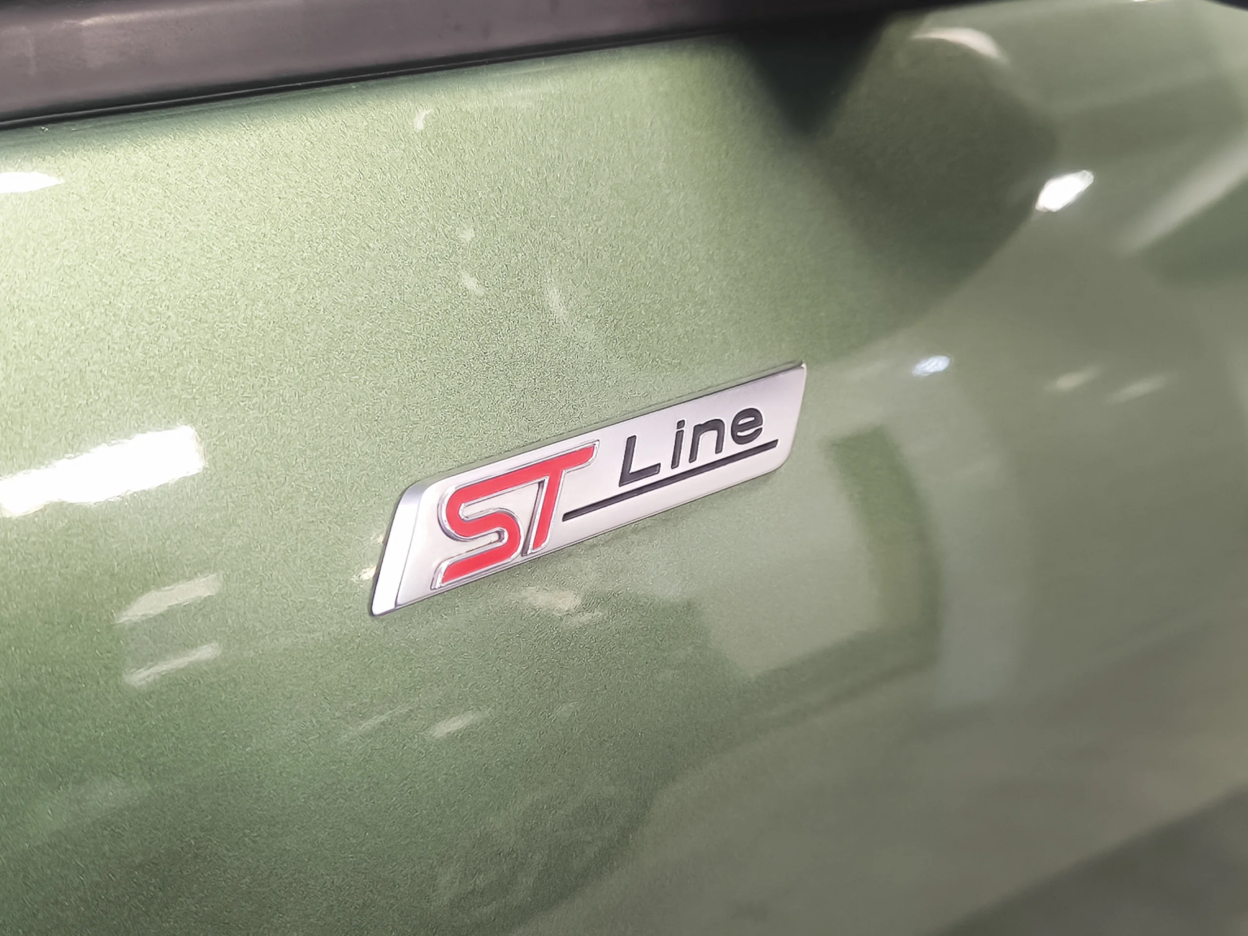 Ford Kuga 2.5 Duratec PHEV ST-Line Auto 178 kW (243 CV) - Foto 18