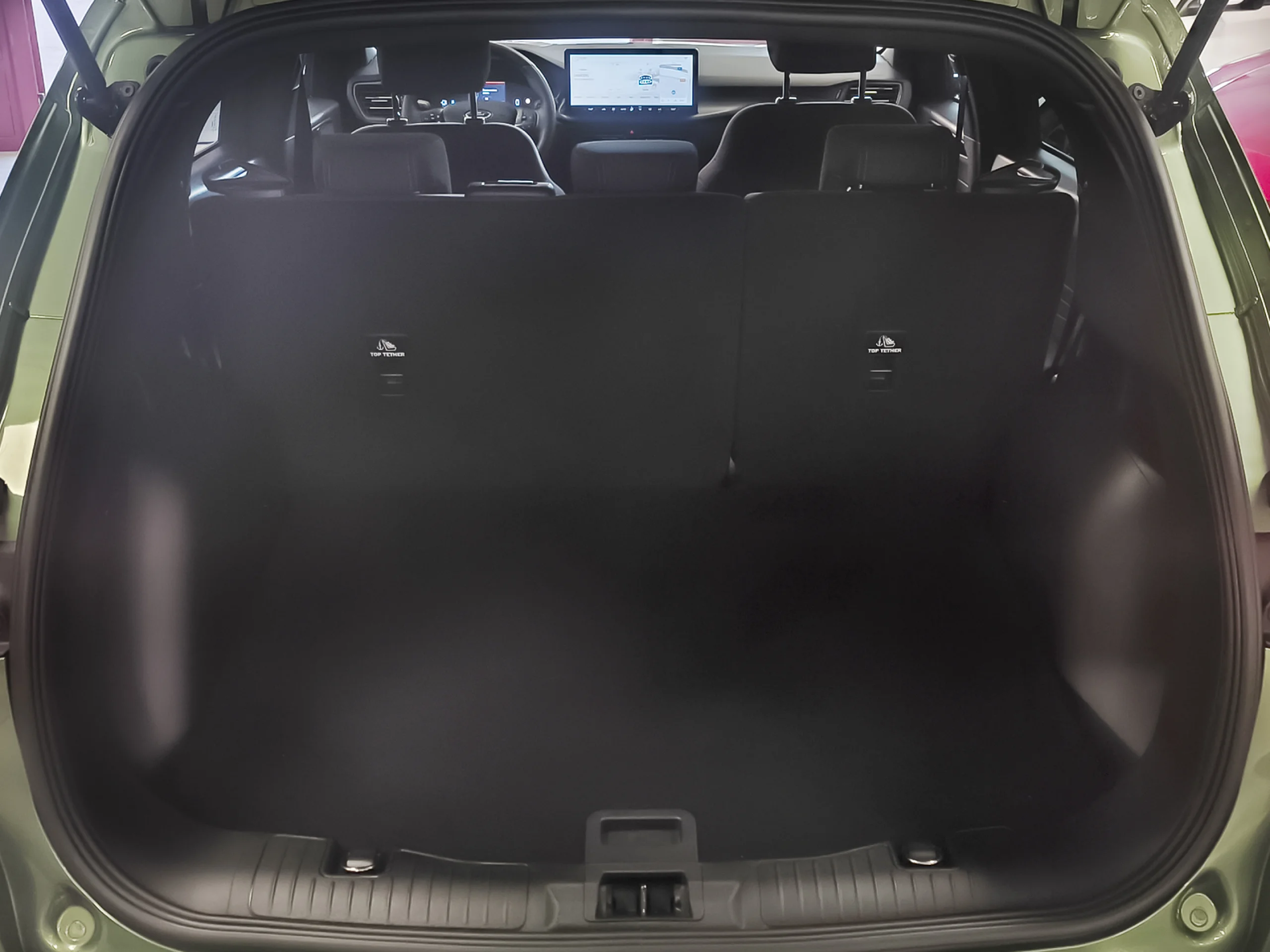 Ford Kuga 2.5 Duratec PHEV ST-Line Auto 178 kW (243 CV) - Foto 19