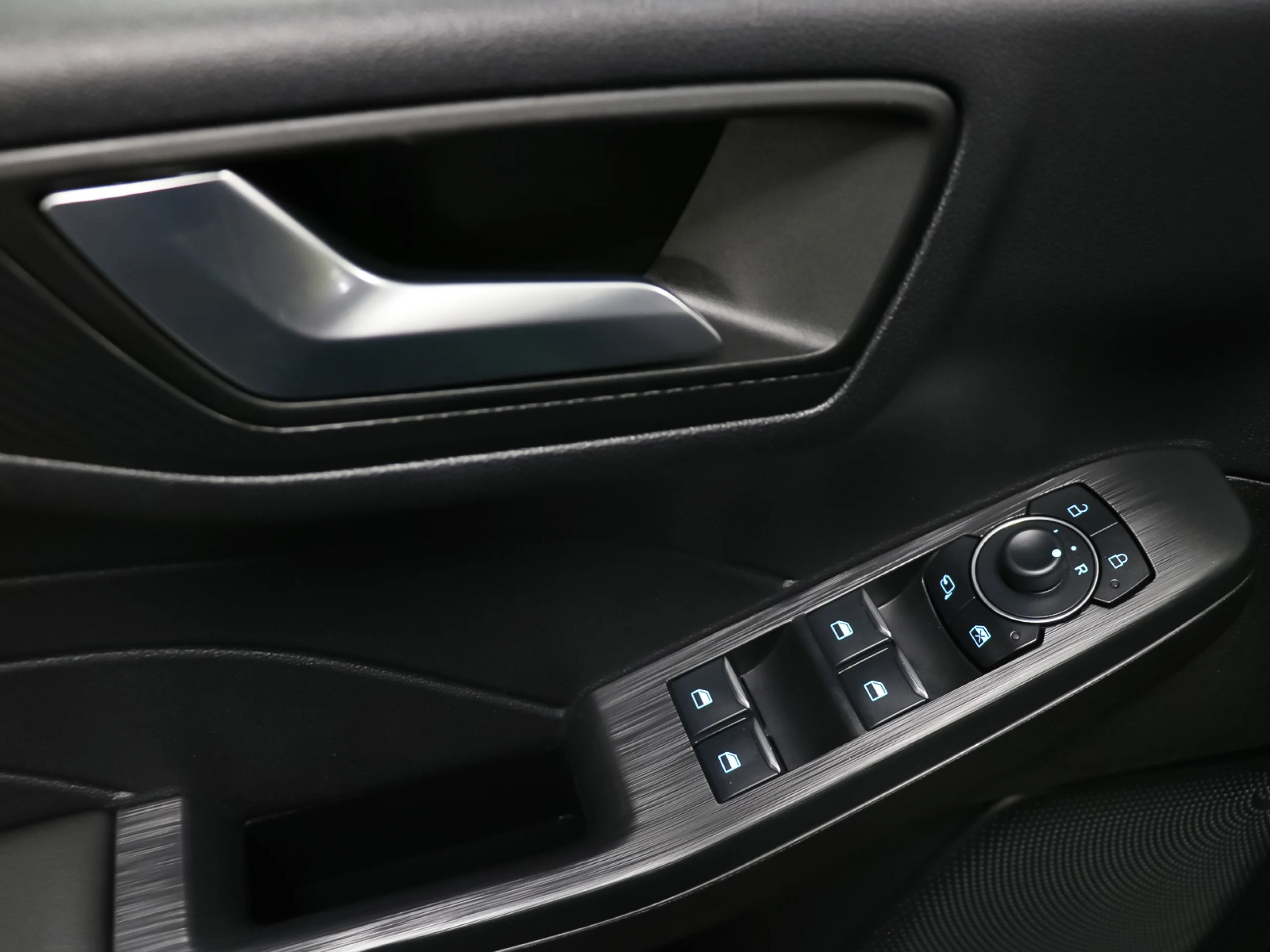 Ford Kuga 2.5 Duratec PHEV ST-Line Auto 178 kW (243 CV) - Foto 38