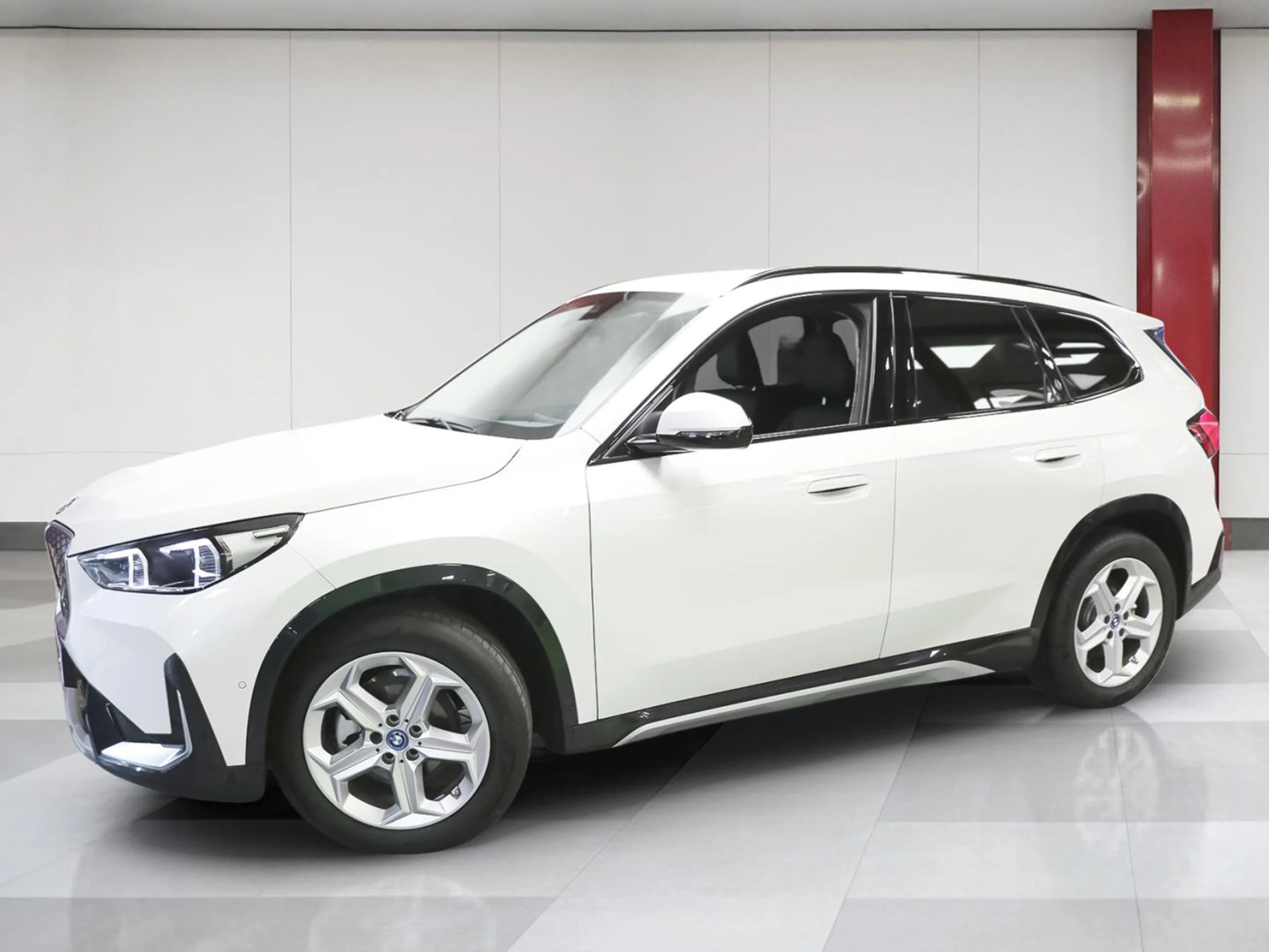 BMW IX1 eDrive20 150 kW (204 CV) - Foto 2