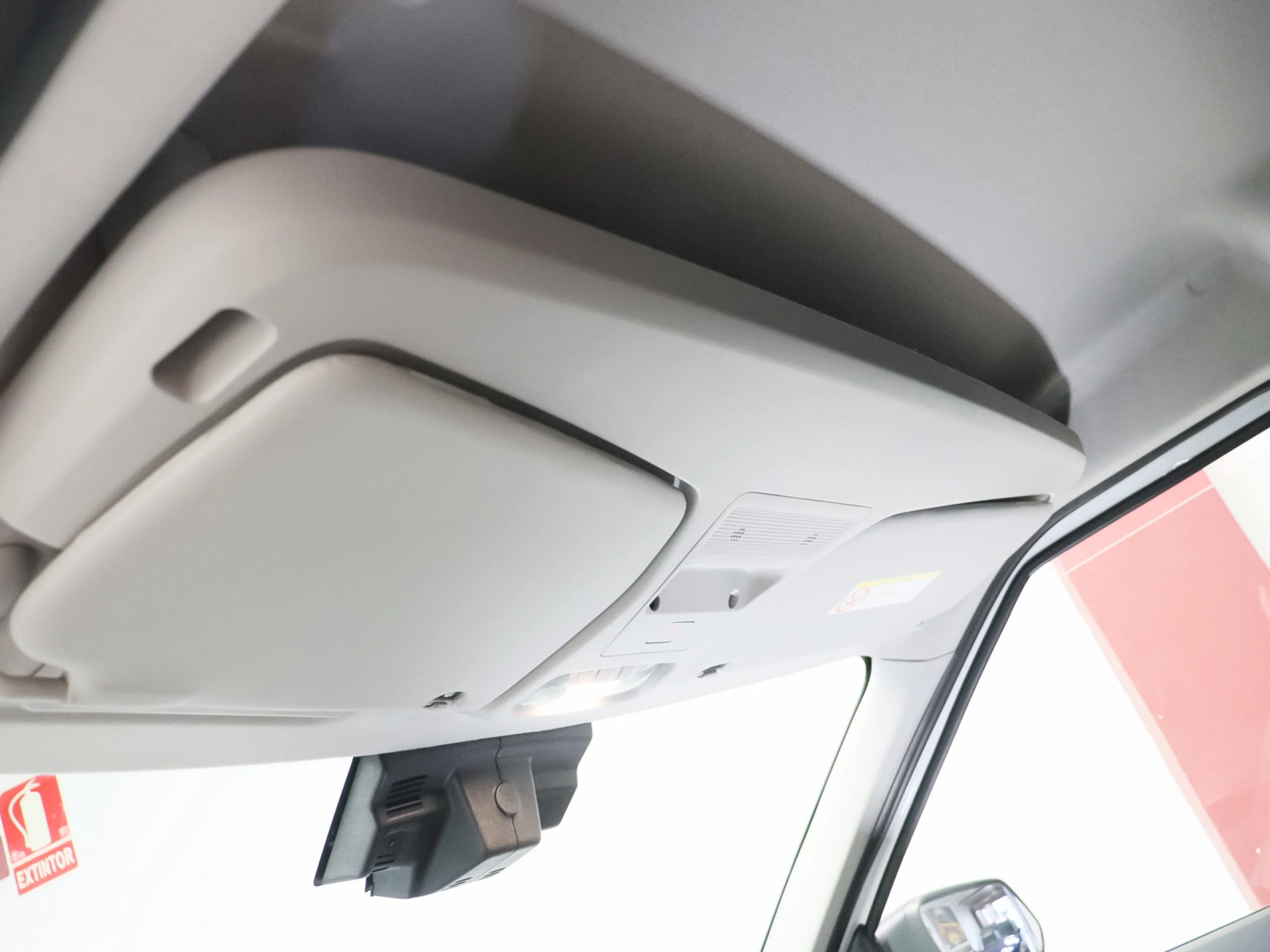 Ford Transit Courier Furgon BEV 54kWh Trend Auto 100 kW (136 CV) - Foto 21