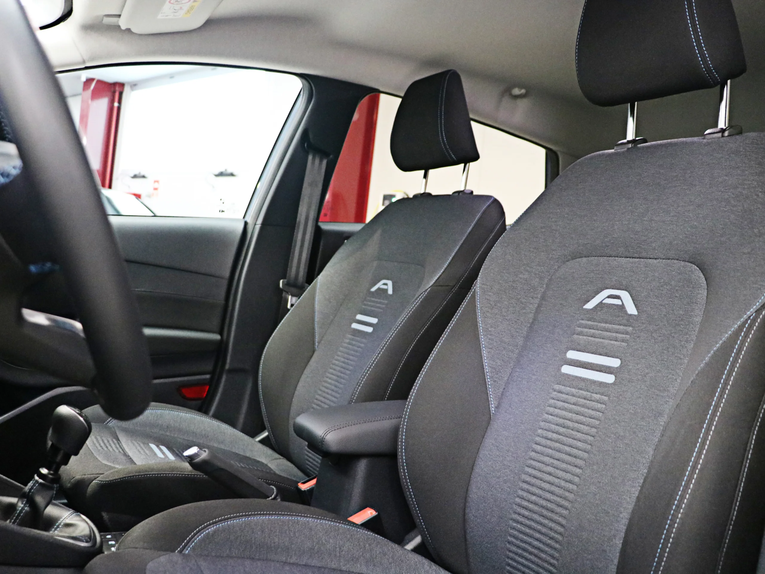 Ford Fiesta 1.0 EcoBoost MHEV Active 92 kW (125 CV) - Foto 9