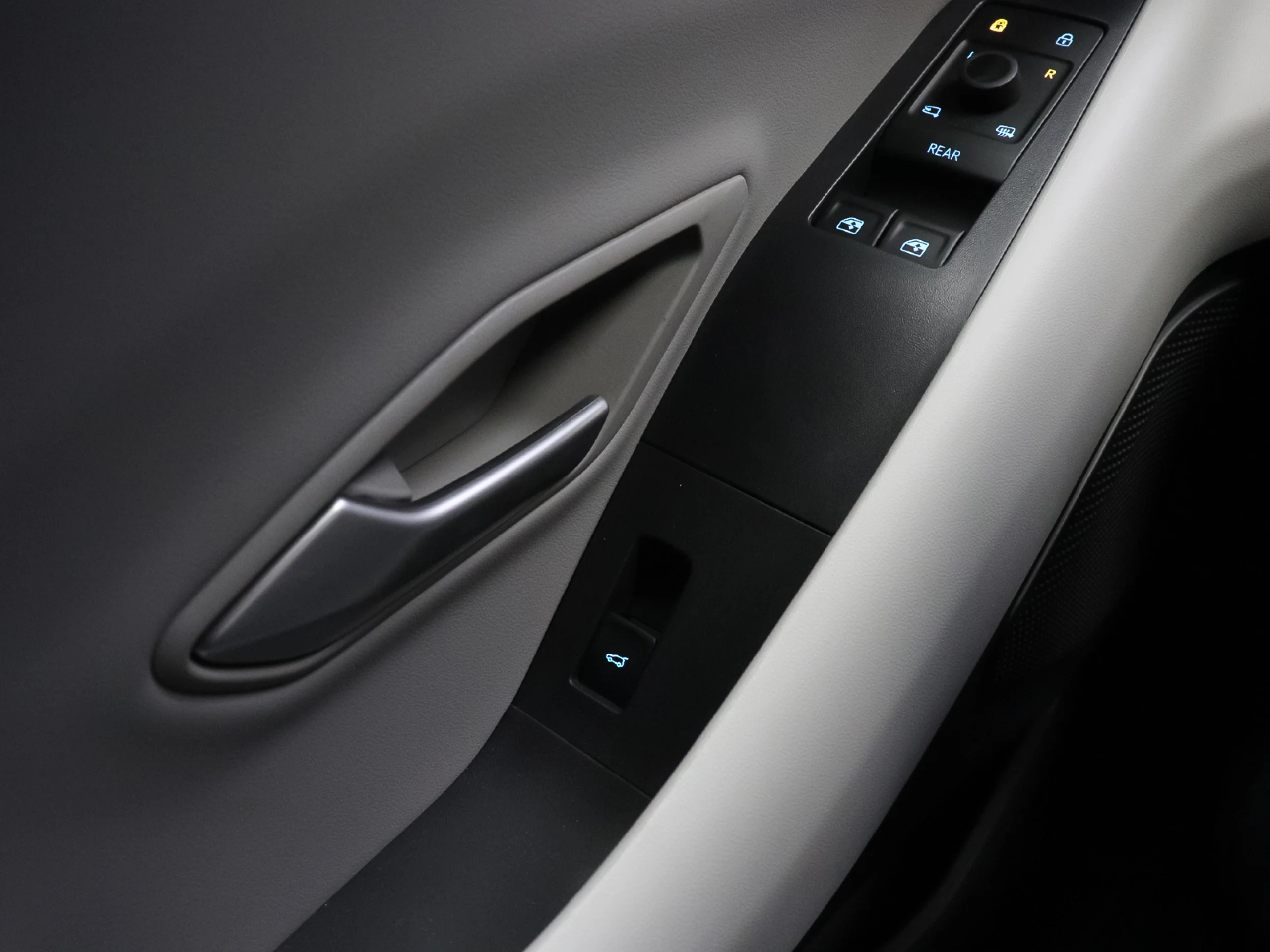 Ford Explorer CX740S Premium R. Ext. AWD 78kWh 250 kW (340 CV) - Foto 10