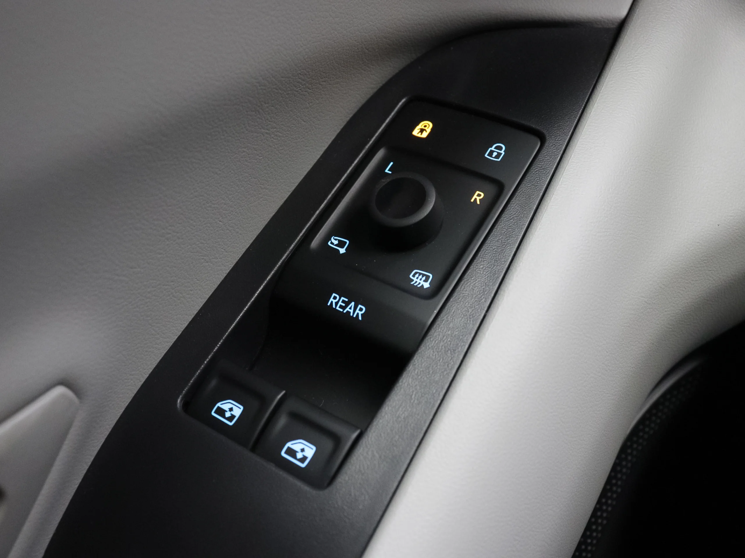 Ford Explorer CX740S Premium R. Ext. AWD 78kWh 250 kW (340 CV) - Foto 12