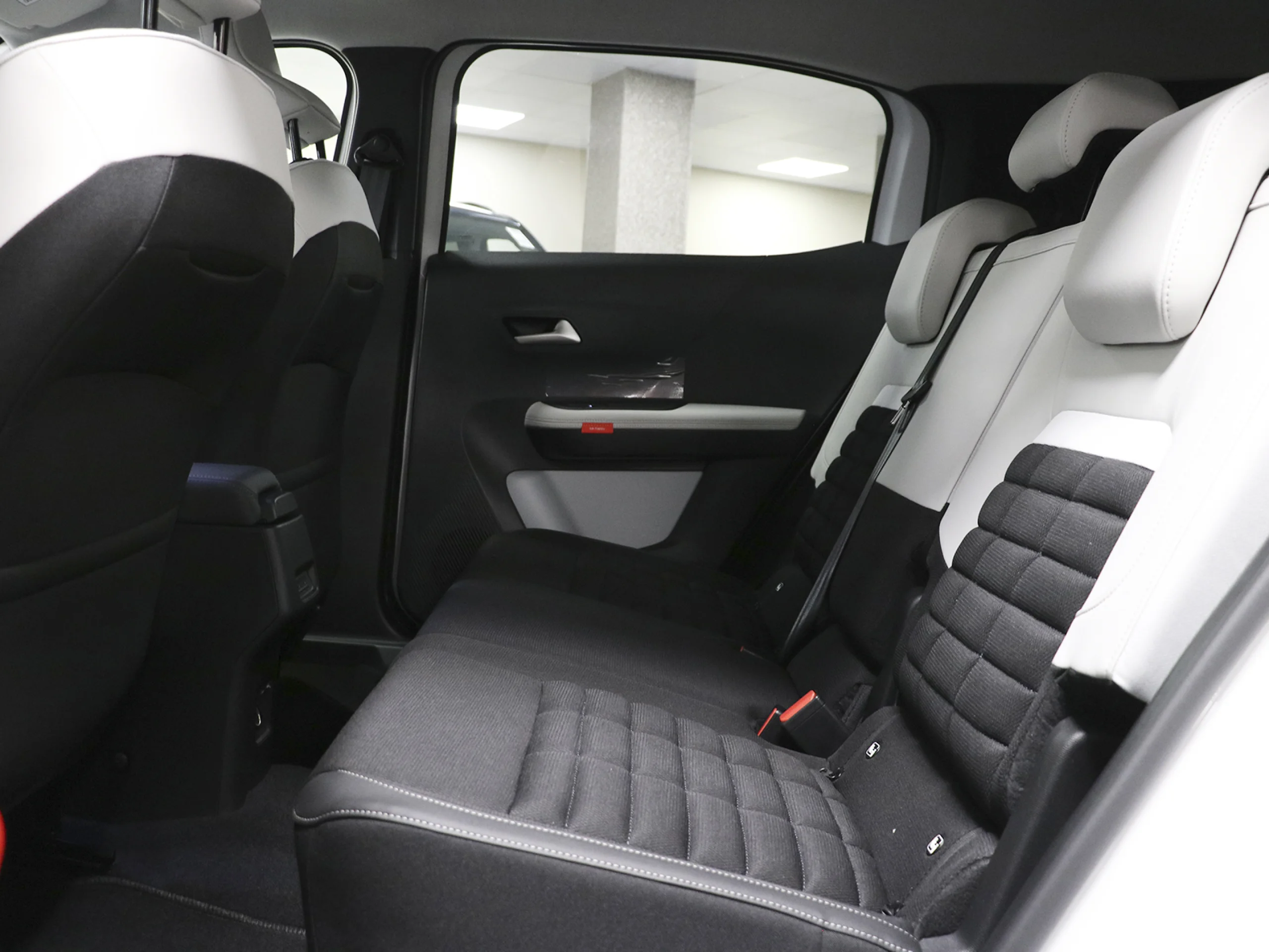 Citroen C3 Aircross Hybrid 145 Max ë-DCS6 107 kW (145 CV) - Foto 10