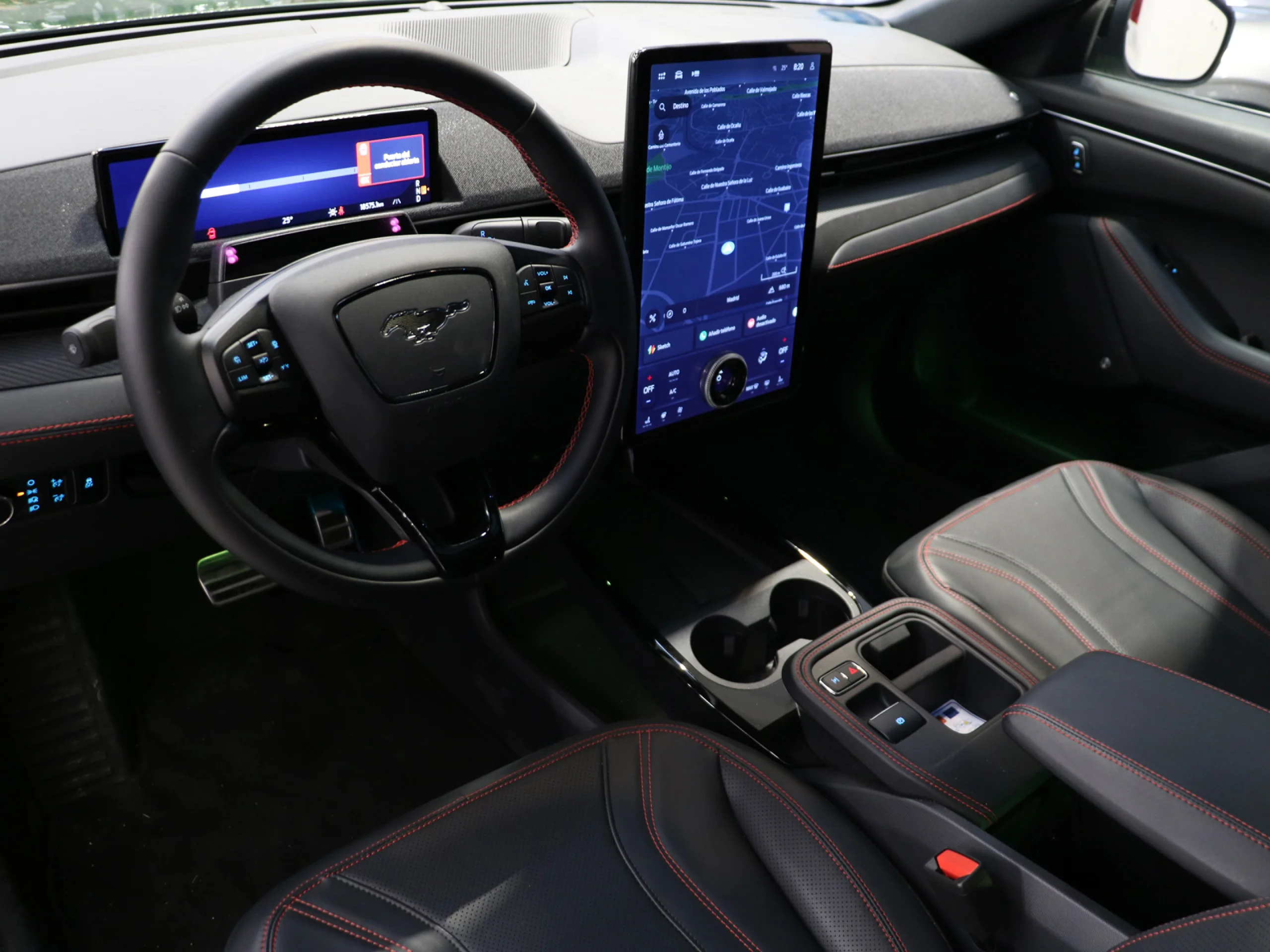 Ford Mustang Mach-E Rango Extendido Premium AWD 272 kW (370 CV) - Foto 4
